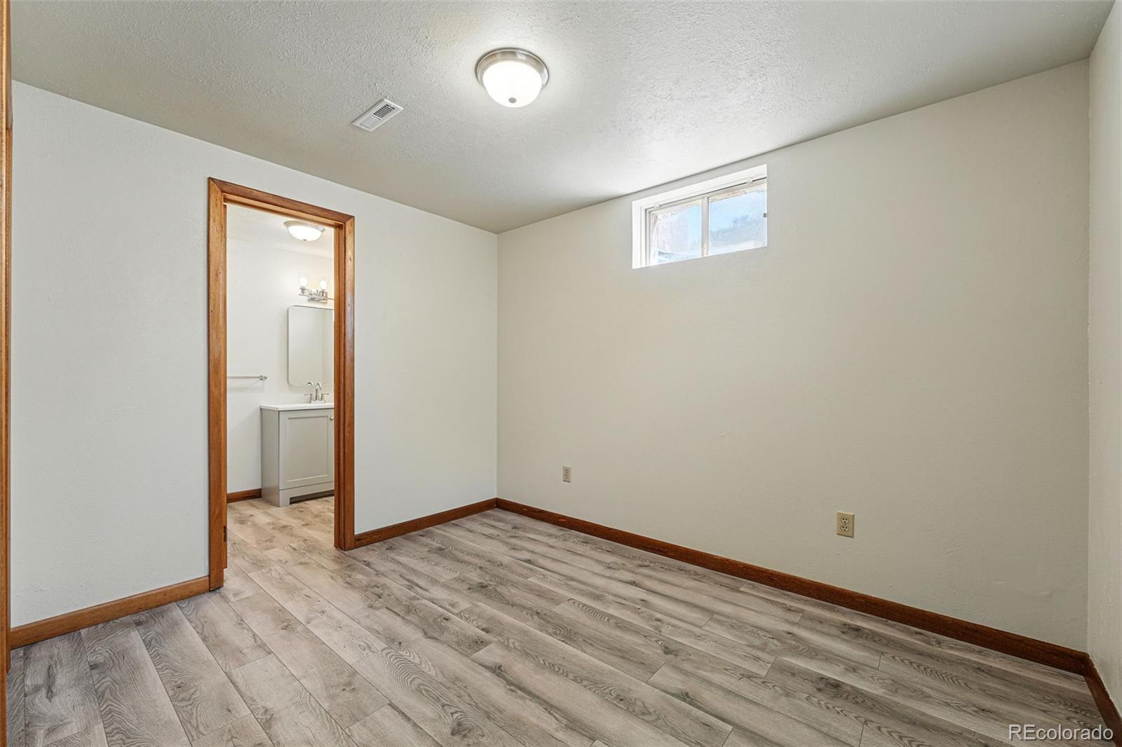 MLS Image #39 for 1354 s macon street,aurora, Colorado