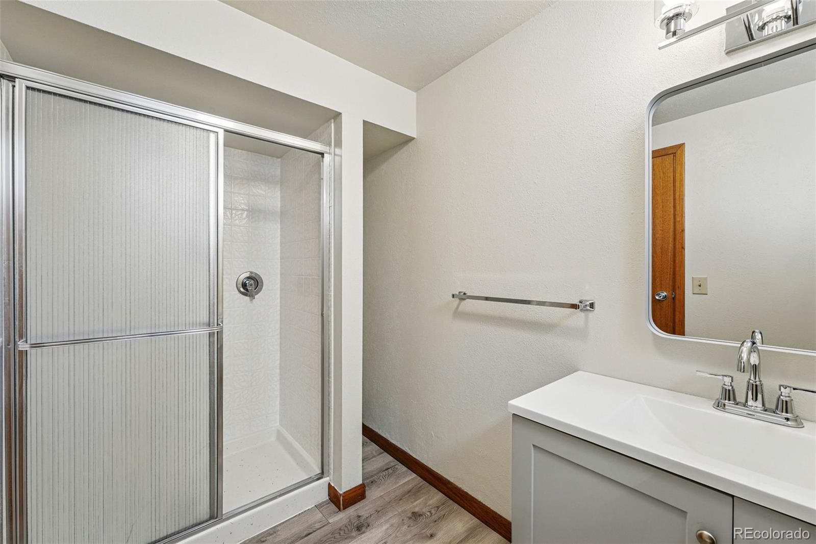 MLS Image #41 for 1354 s macon street,aurora, Colorado