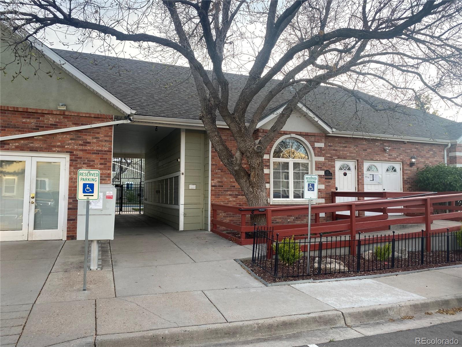 MLS Image #12 for 962 s dearborn way,aurora, Colorado