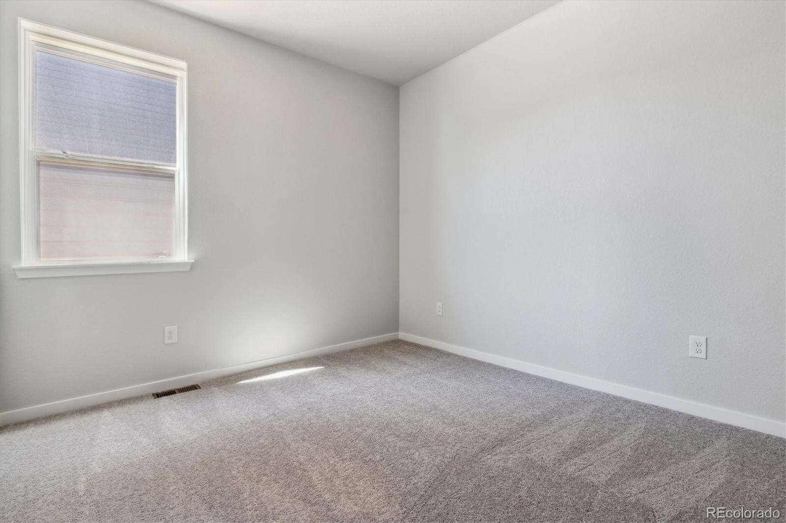 MLS Image #12 for 25023 n 34th avenue,aurora, Colorado