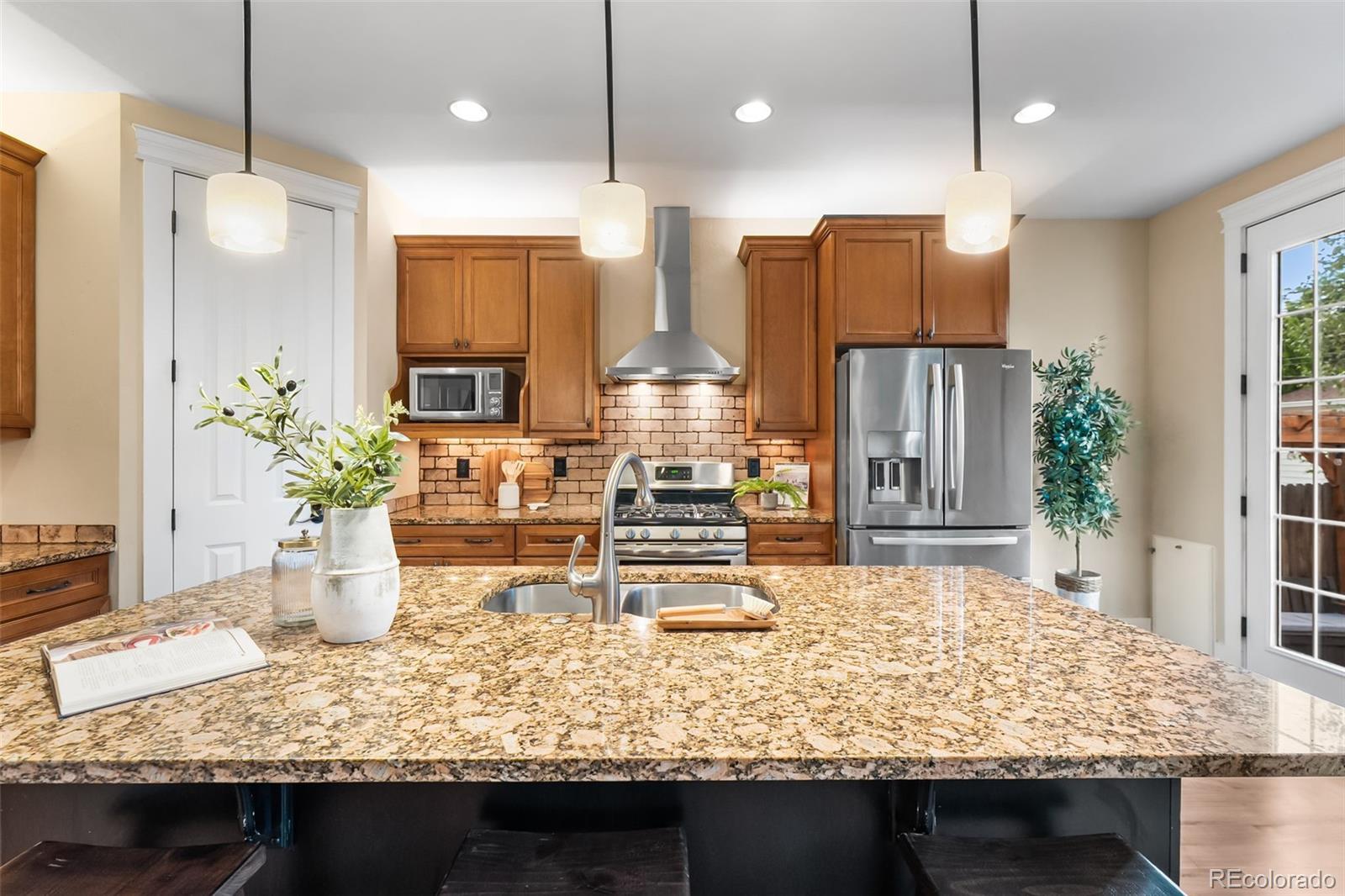 MLS Image #10 for 1070 s emerson street,denver, Colorado