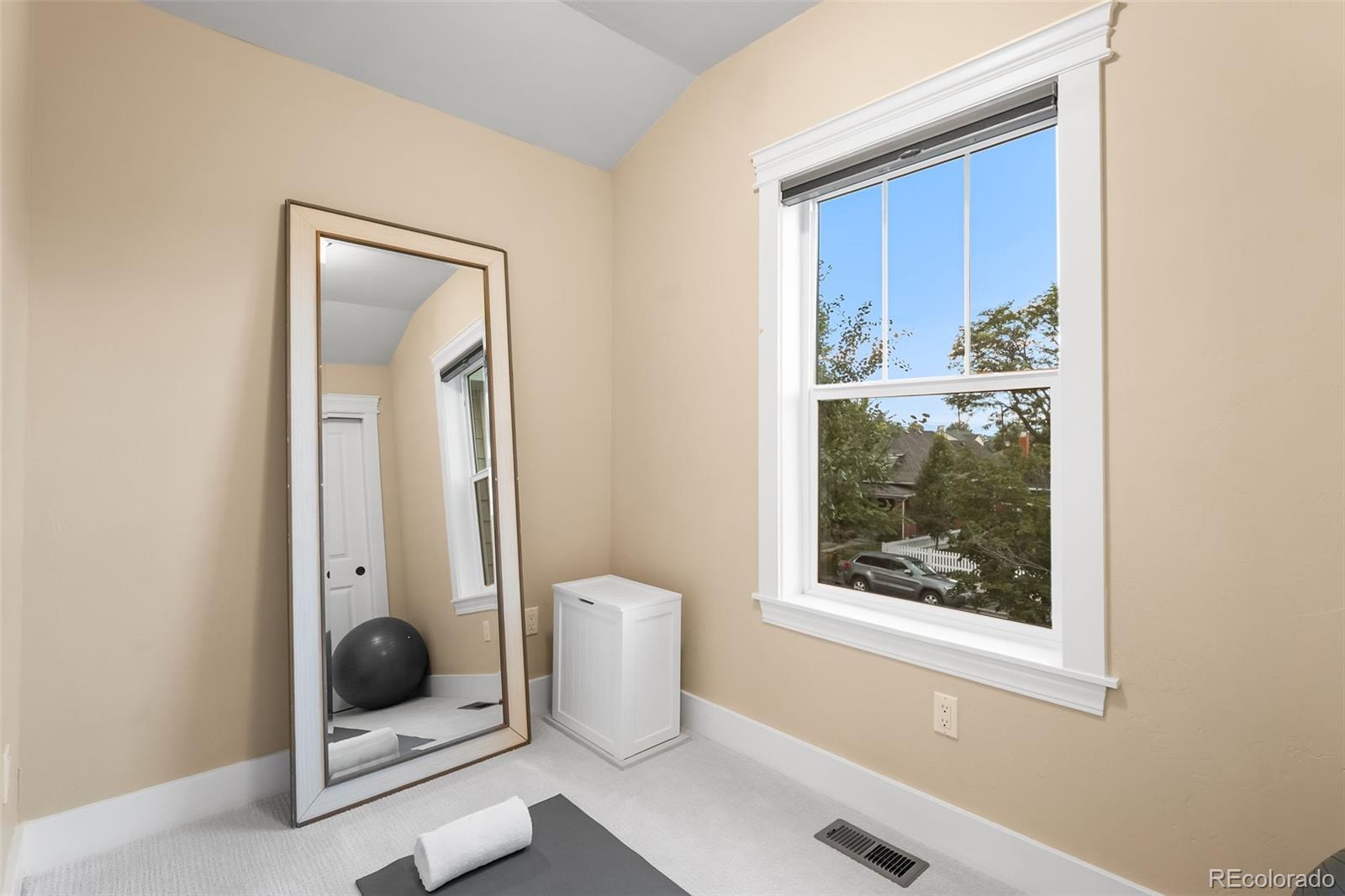 MLS Image #32 for 1070 s emerson street,denver, Colorado