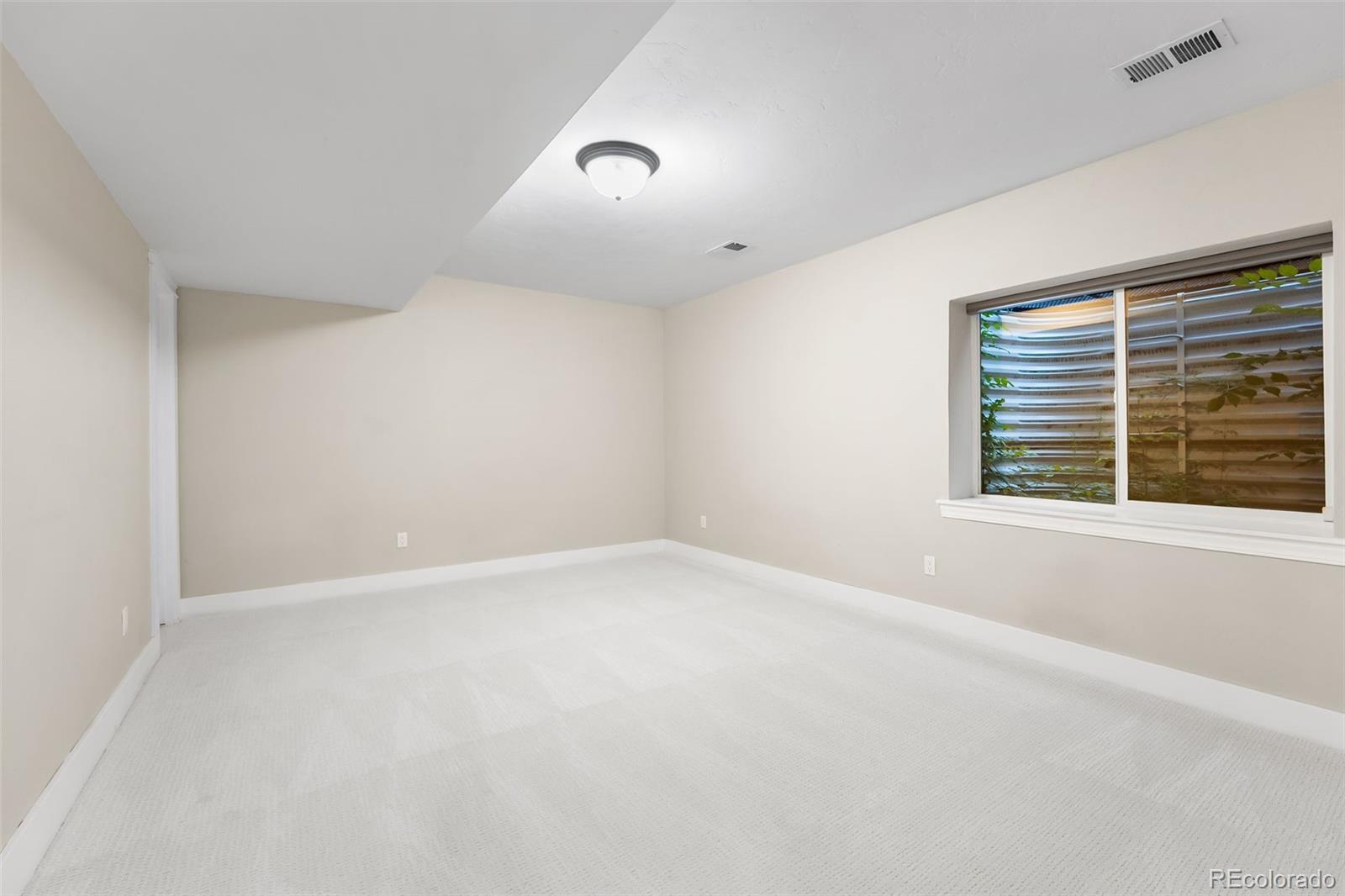 MLS Image #37 for 1070 s emerson street,denver, Colorado