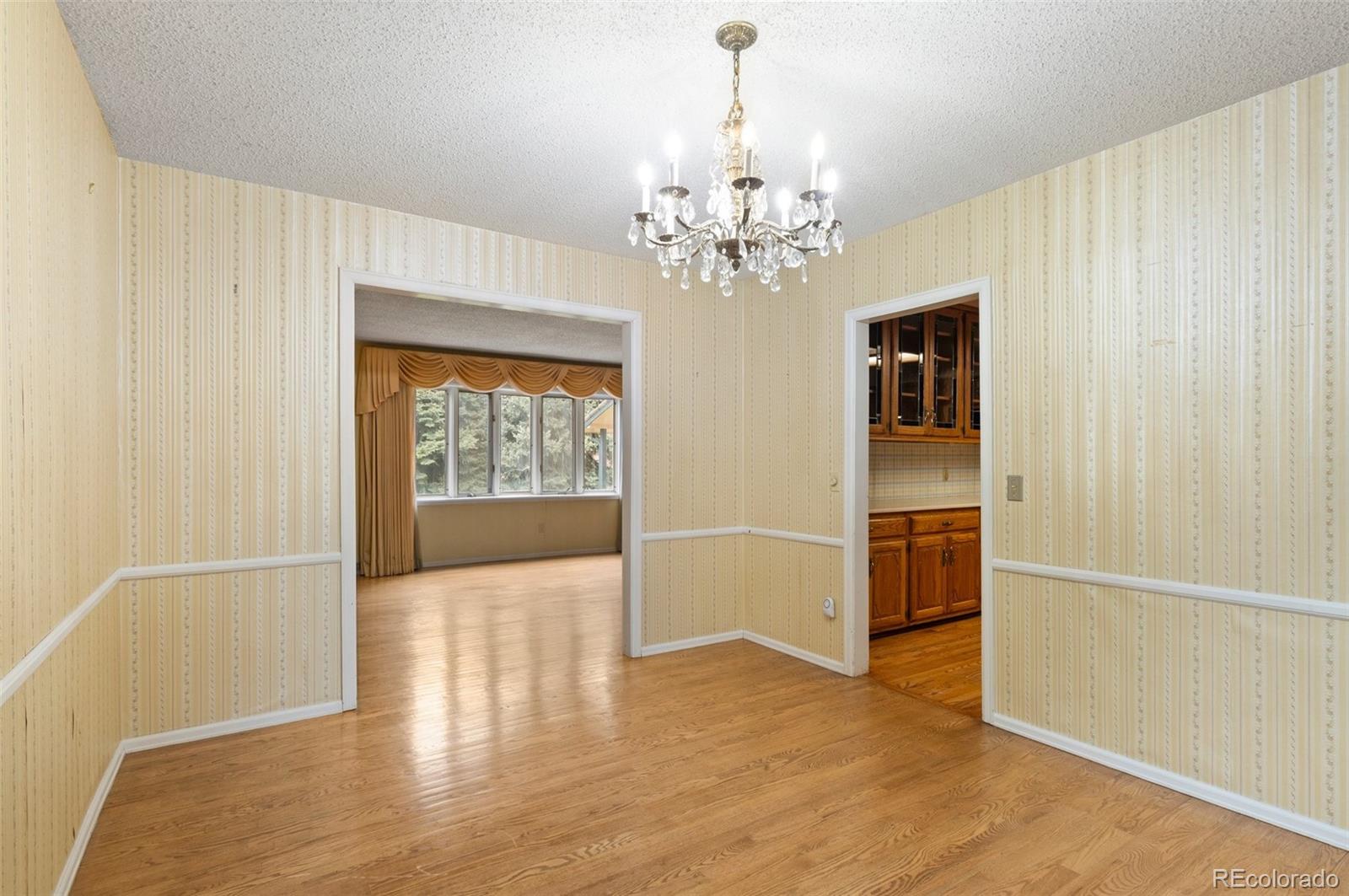 MLS Image #12 for 930 s dayton street,denver, Colorado