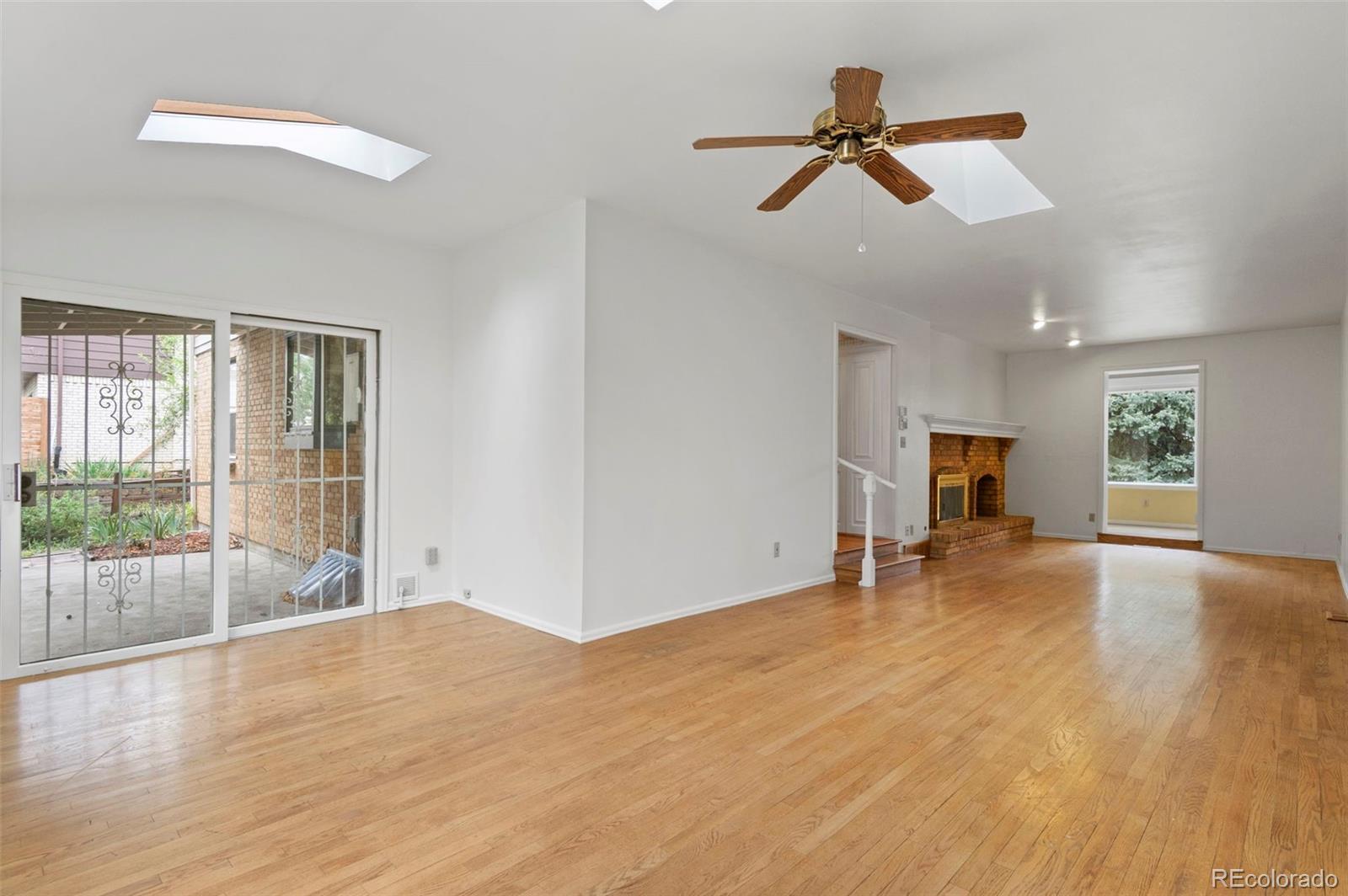 MLS Image #23 for 930 s dayton street,denver, Colorado