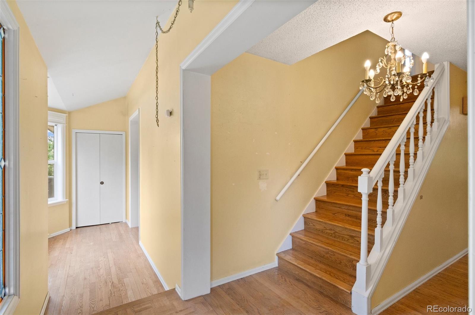 MLS Image #6 for 930 s dayton street,denver, Colorado