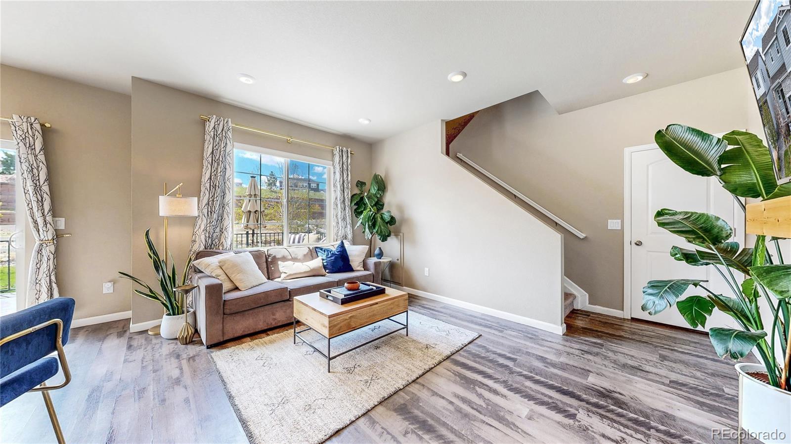 MLS Image #2 for 1933  villageview lane,castle rock, Colorado