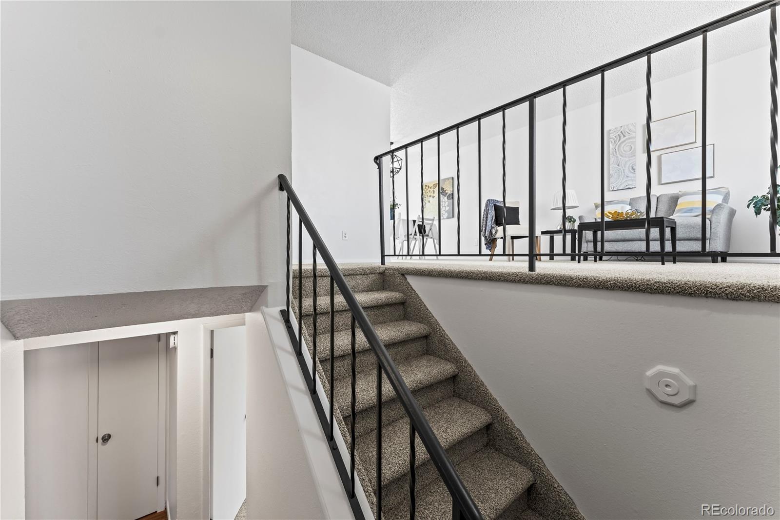 MLS Image #3 for 6645  palmer park ,colorado springs, Colorado