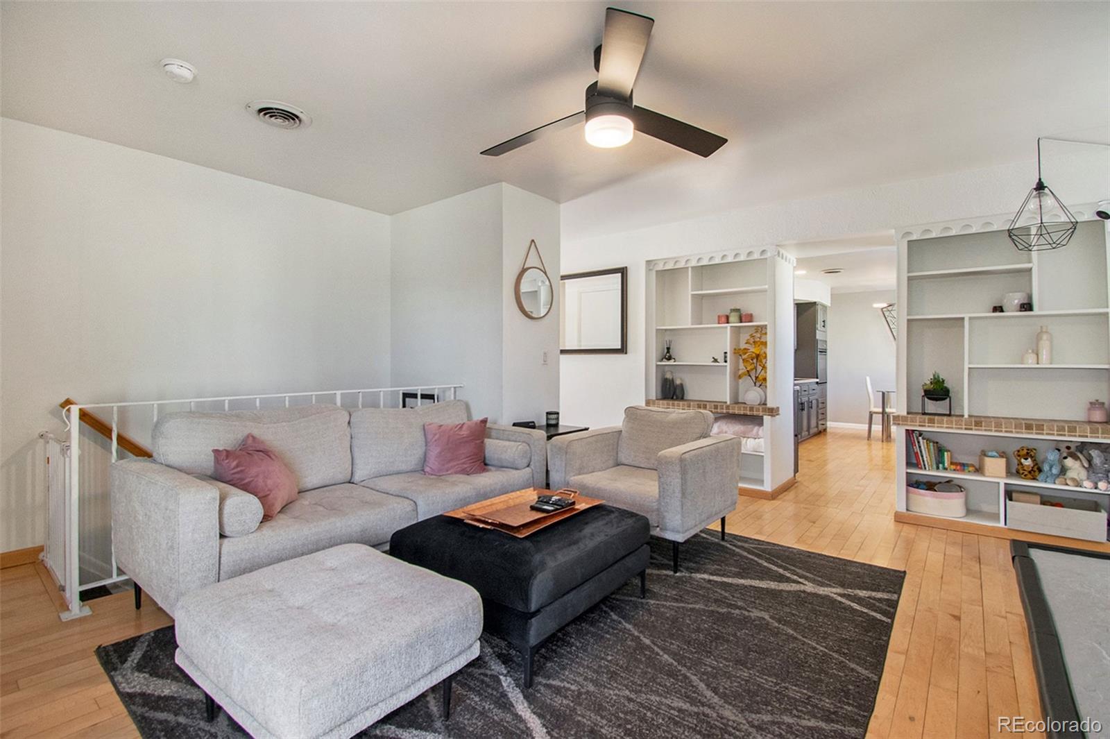 MLS Image #4 for 8895 e radcliff avenue,denver, Colorado