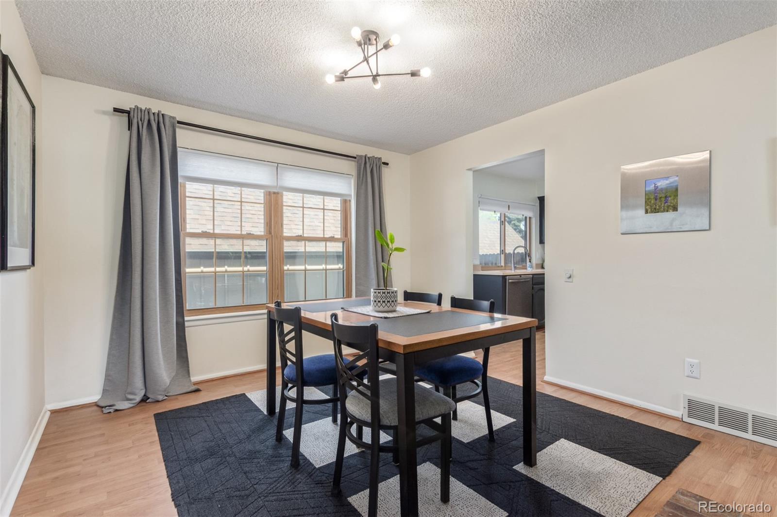 MLS Image #10 for 8039 e phillips circle,centennial, Colorado