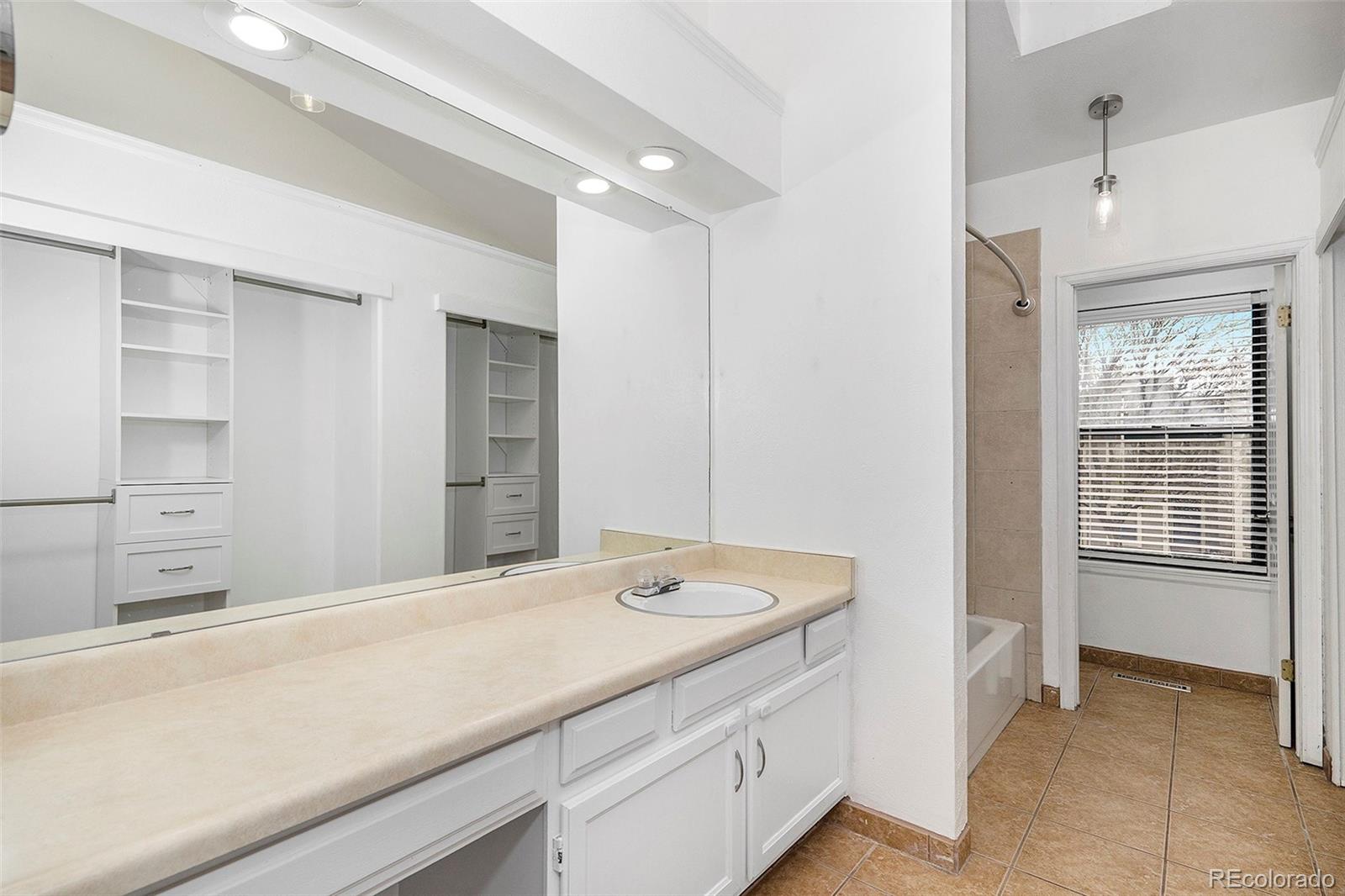 MLS Image #13 for 4621 s fraser circle,aurora, Colorado