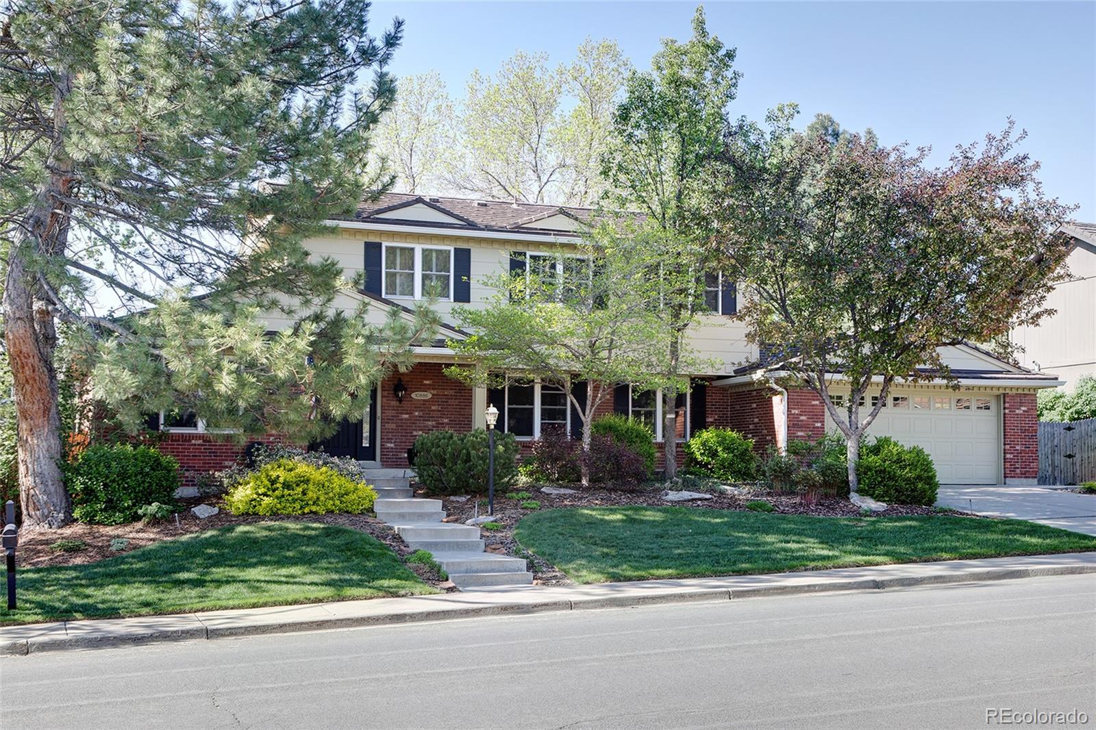 CMA Image for 10886 E Berry Avenue,Englewood, Colorado
