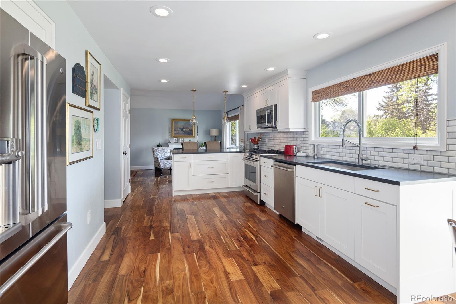 MLS Image #19 for 10886 e berry avenue,englewood, Colorado