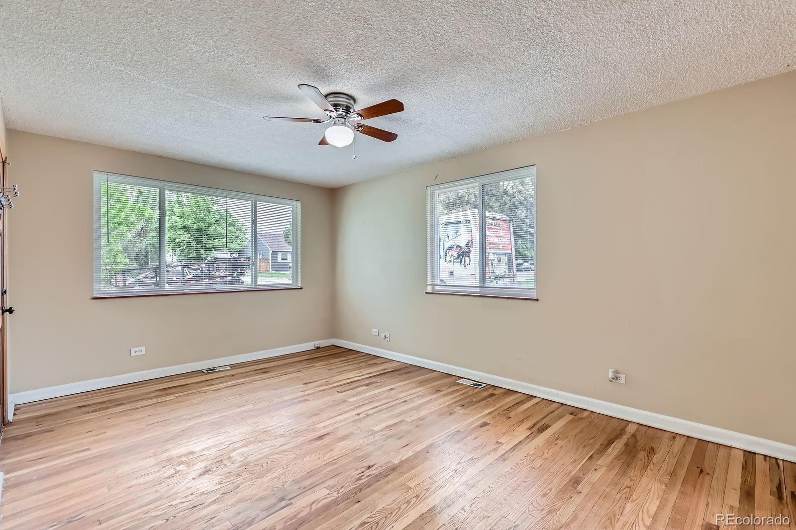 MLS Image #3 for 1325  geneva street,aurora, Colorado