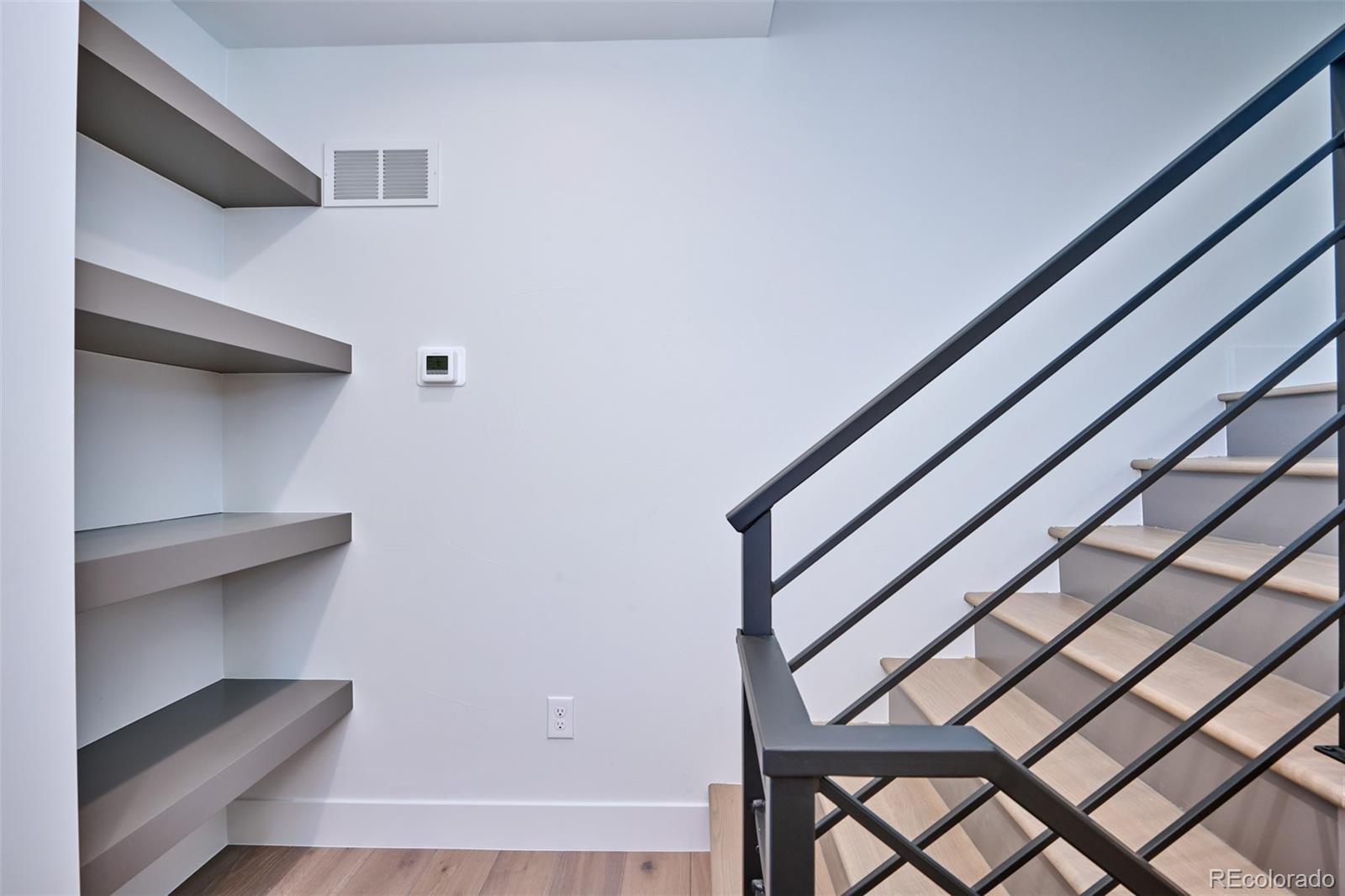 MLS Image #17 for 1823  grove street,denver, Colorado