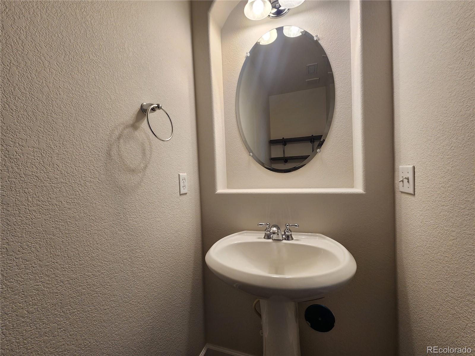 MLS Image #4 for 12753  ivanhoe street,thornton, Colorado