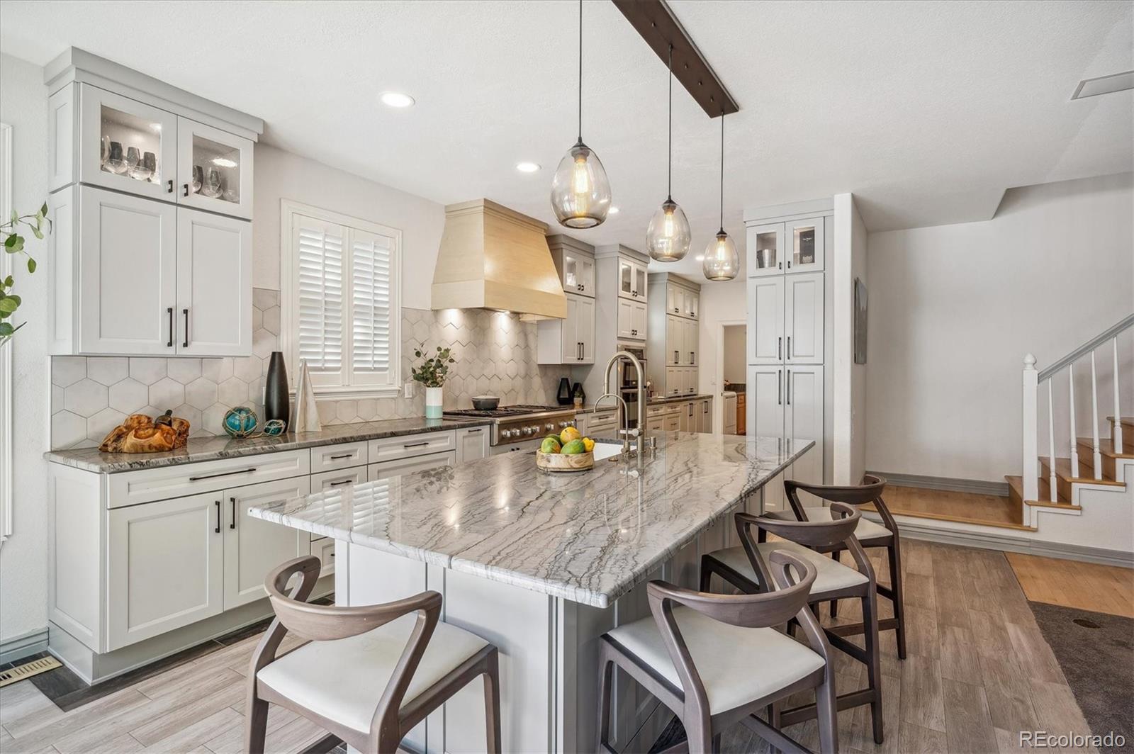 MLS Image #5 for 327  ingleton court,castle pines, Colorado
