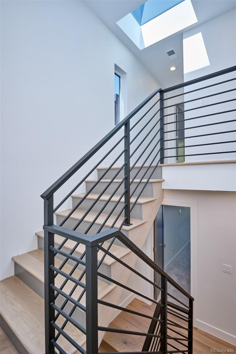 MLS Image #19 for 1821 n grove street,denver, Colorado