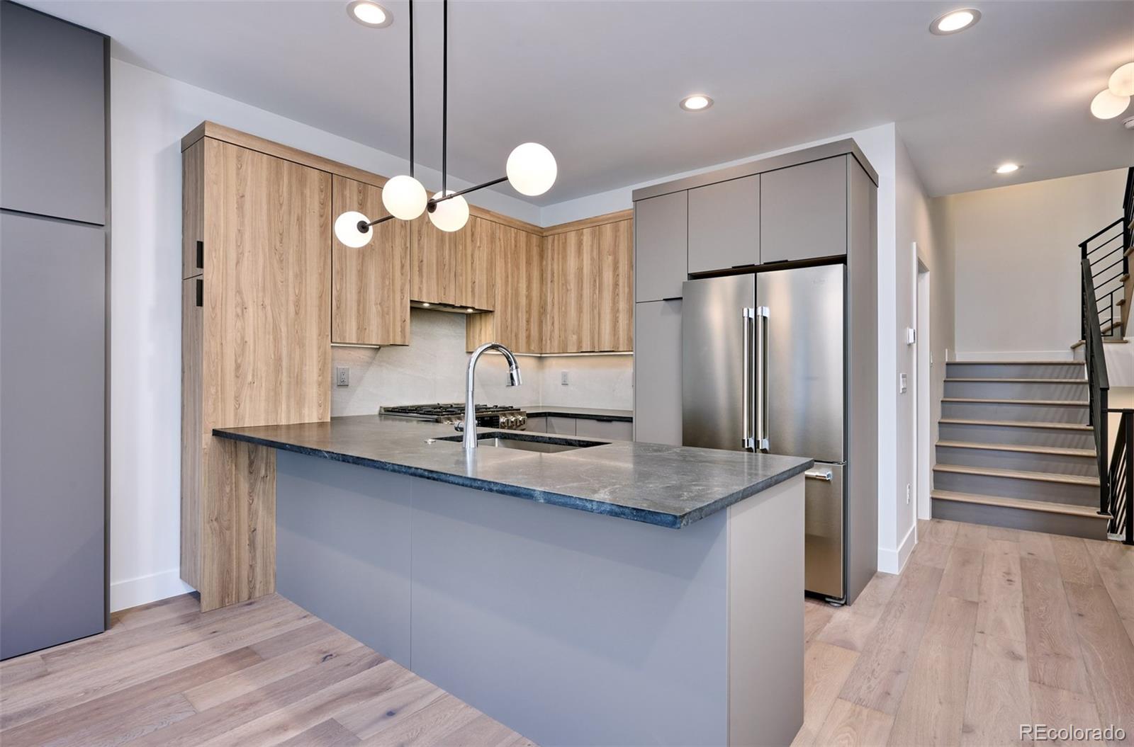 MLS Image #5 for 1821 n grove street,denver, Colorado