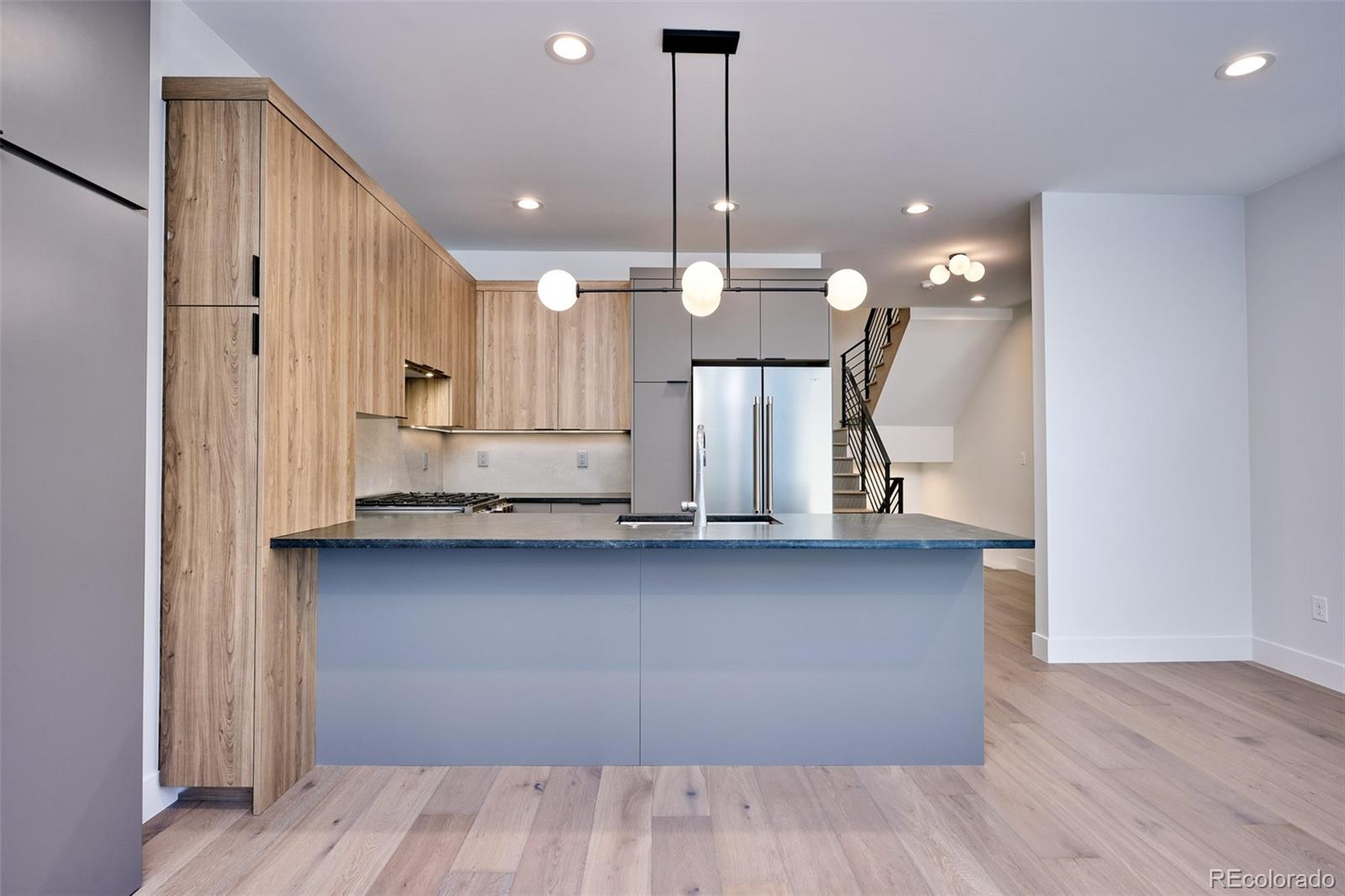 MLS Image #6 for 1821 n grove street,denver, Colorado