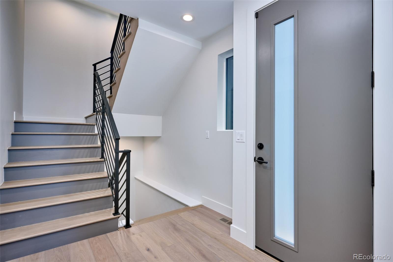 MLS Image #9 for 1821 n grove street,denver, Colorado