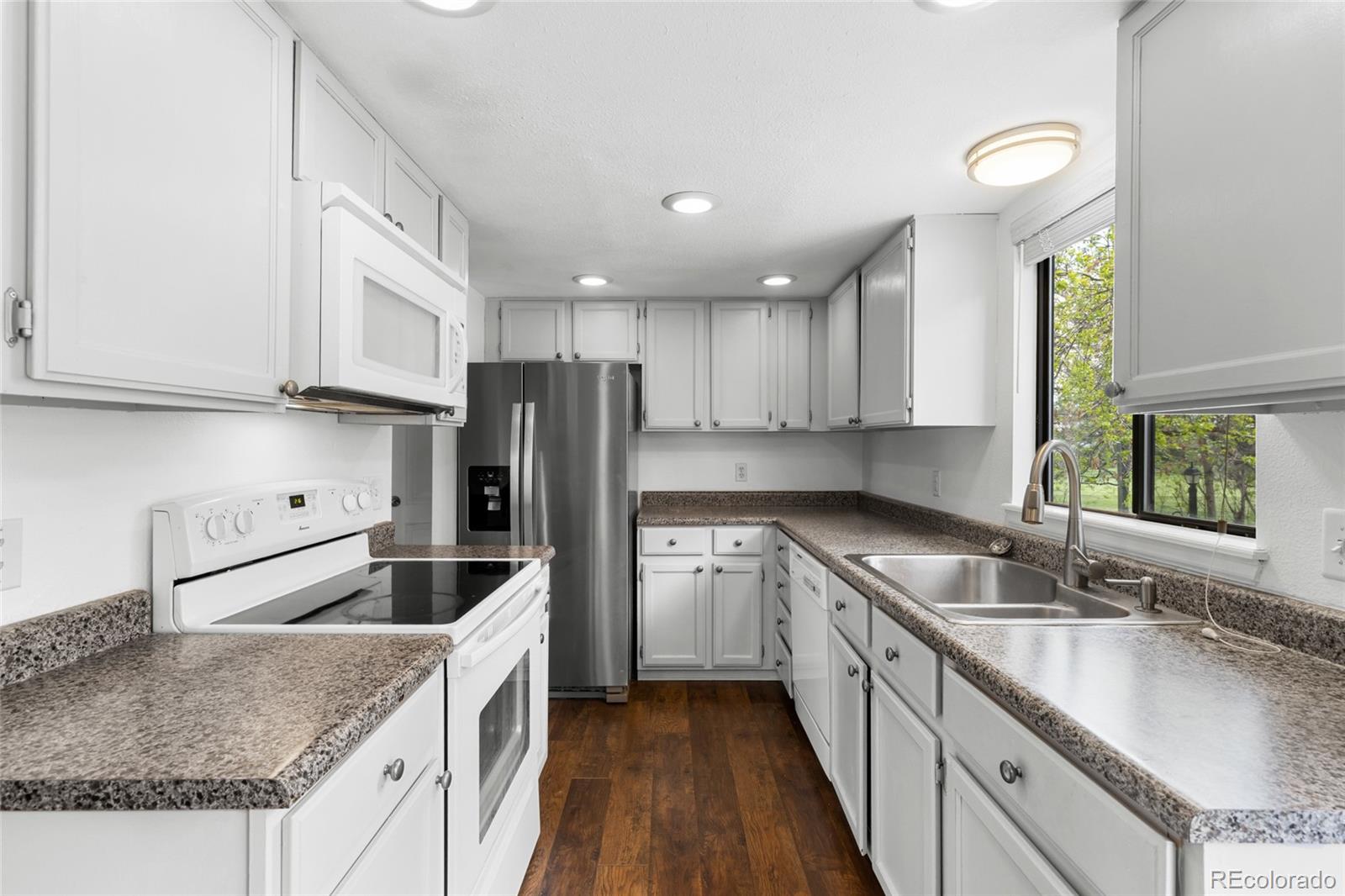 MLS Image #8 for 6730 w 84th circle,arvada, Colorado