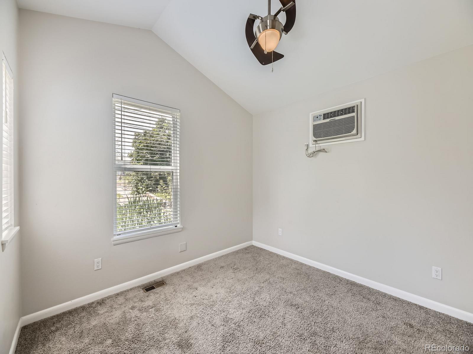 MLS Image #11 for 835  knox court,denver, Colorado