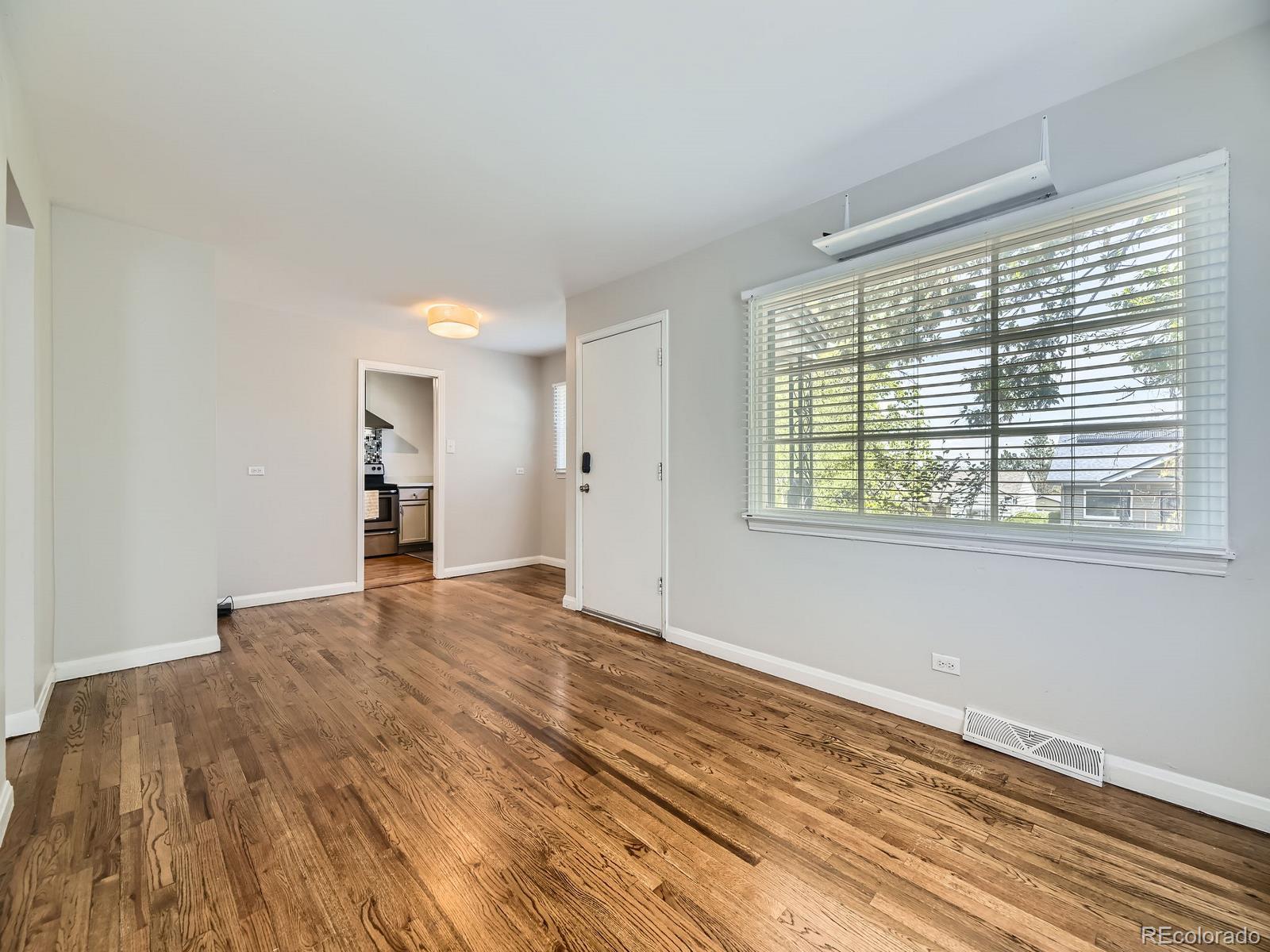 MLS Image #5 for 835  knox court,denver, Colorado