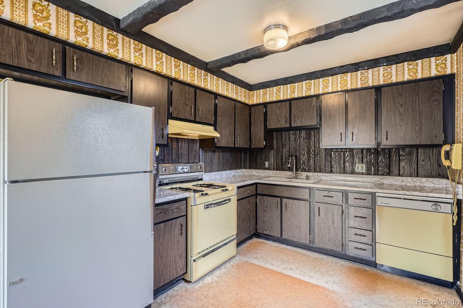 MLS Image #9 for 12879 e oregon drive,aurora, Colorado