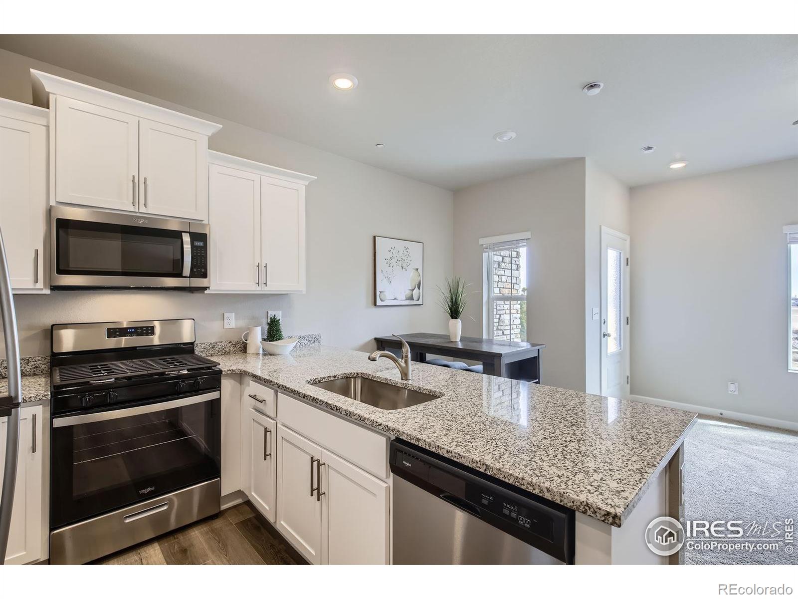 MLS Image #5 for 183  robin road,johnstown, Colorado
