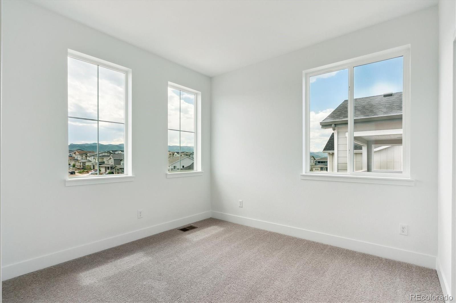 MLS Image #14 for 8376  cokedale drive,littleton, Colorado