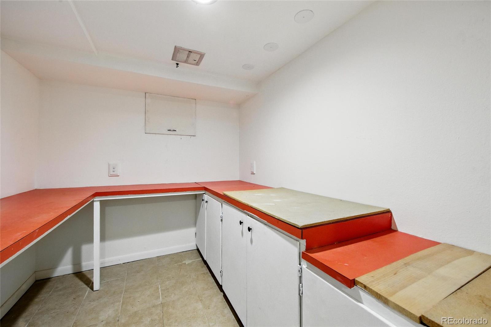 MLS Image #31 for 3217  colfax avenue,pueblo, Colorado