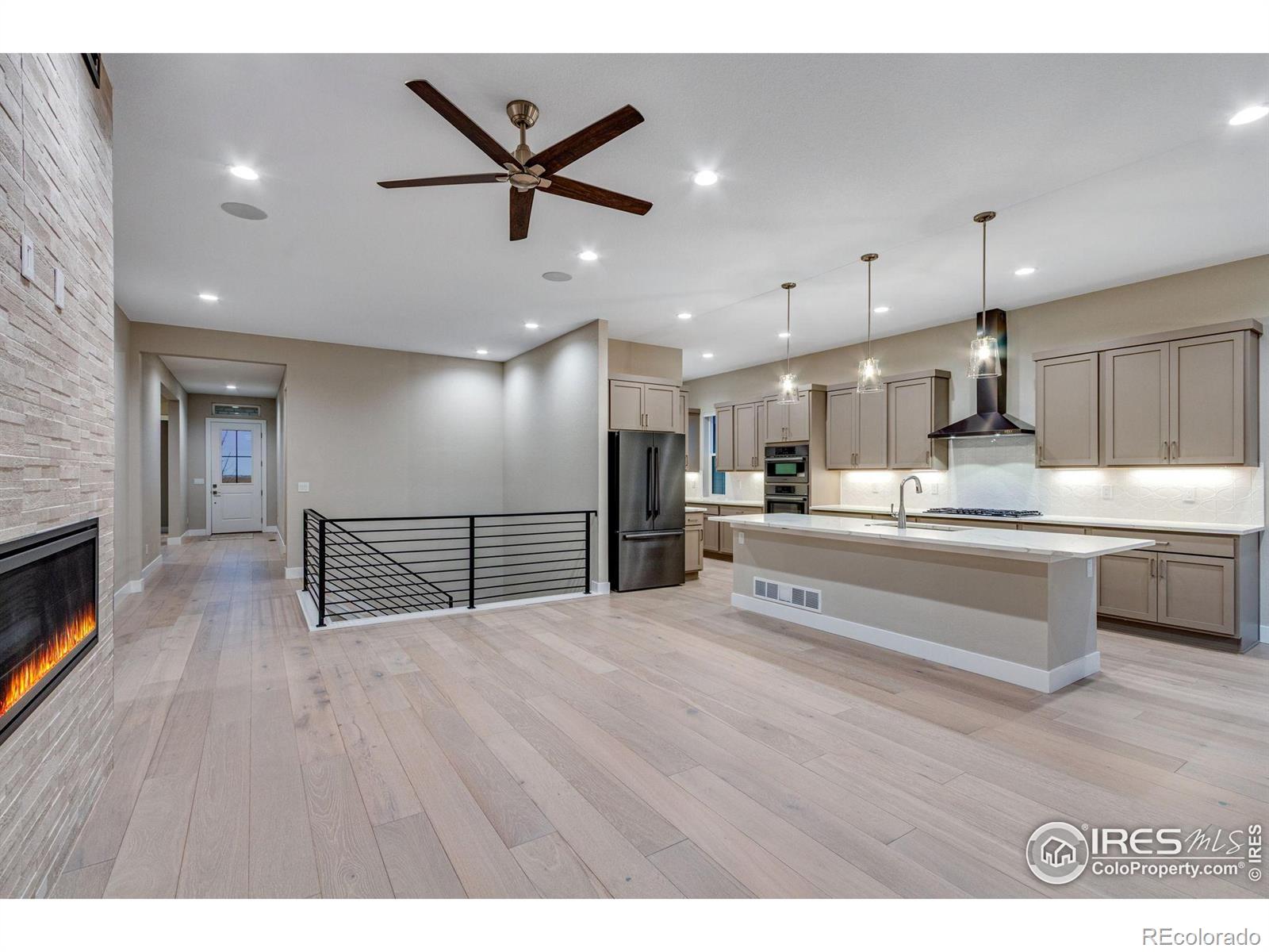 MLS Image #4 for 1852  vista valley drive,windsor, Colorado