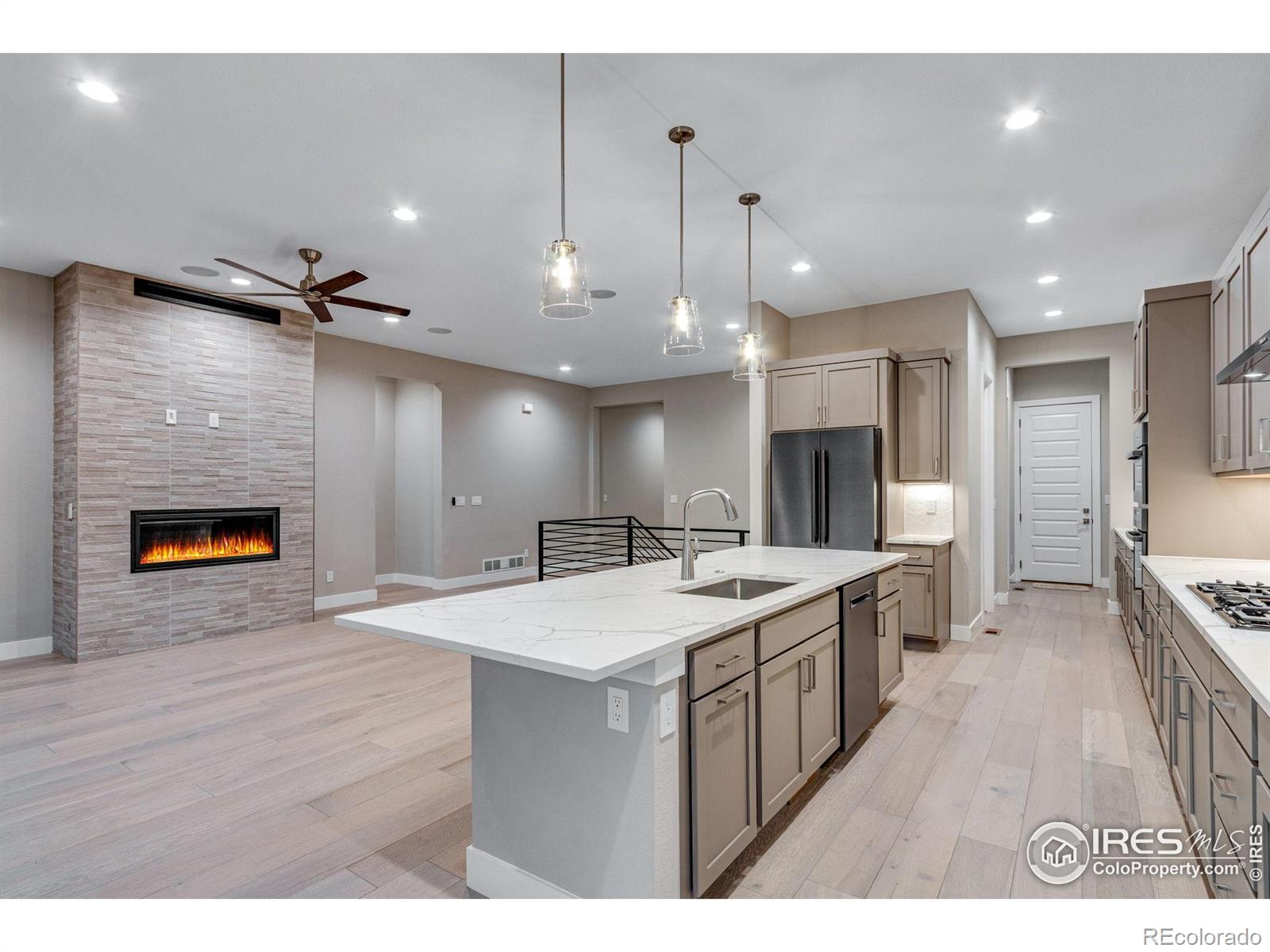 MLS Image #8 for 1852  vista valley drive,windsor, Colorado