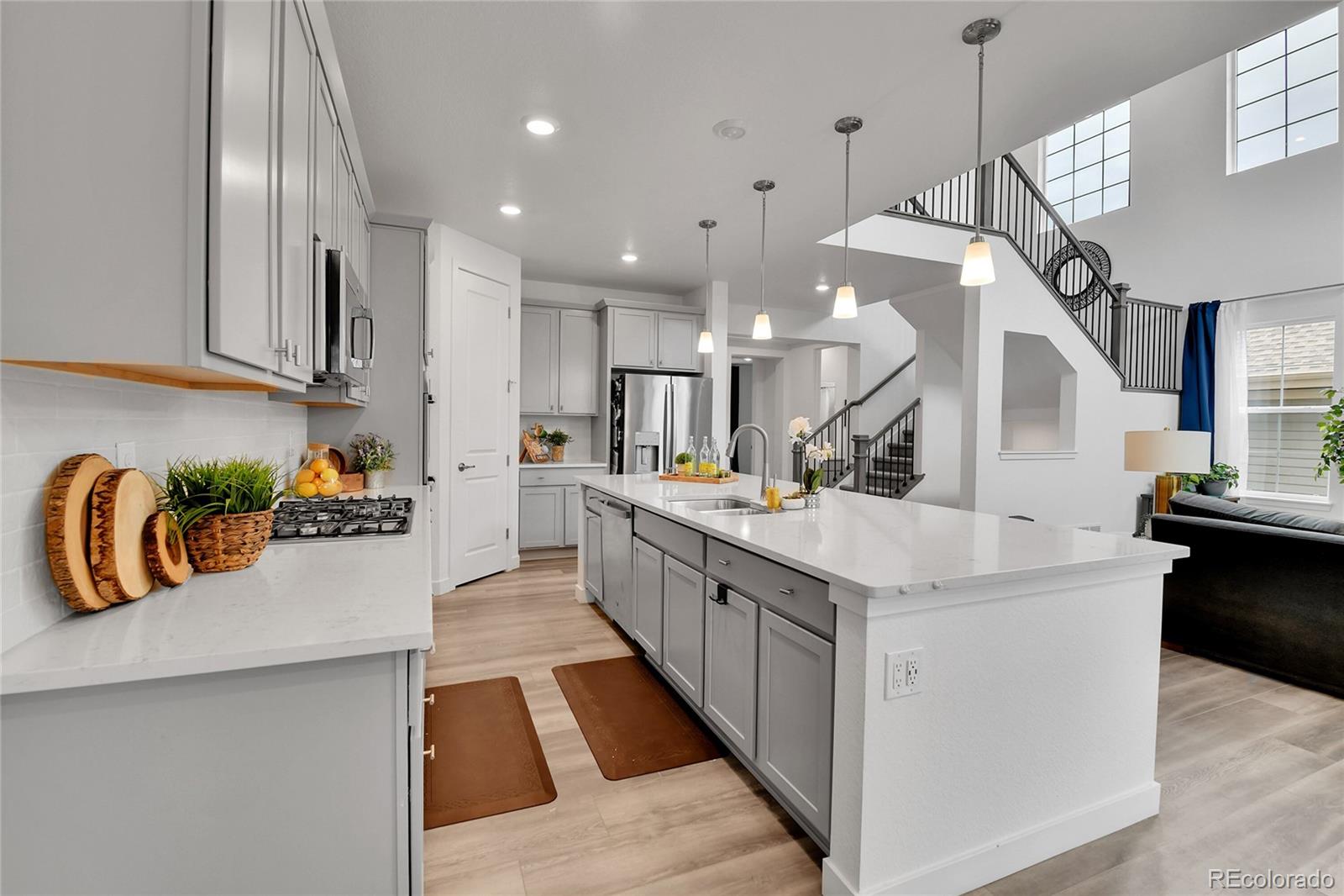 MLS Image #8 for 22472 e narrowleaf circle,aurora, Colorado