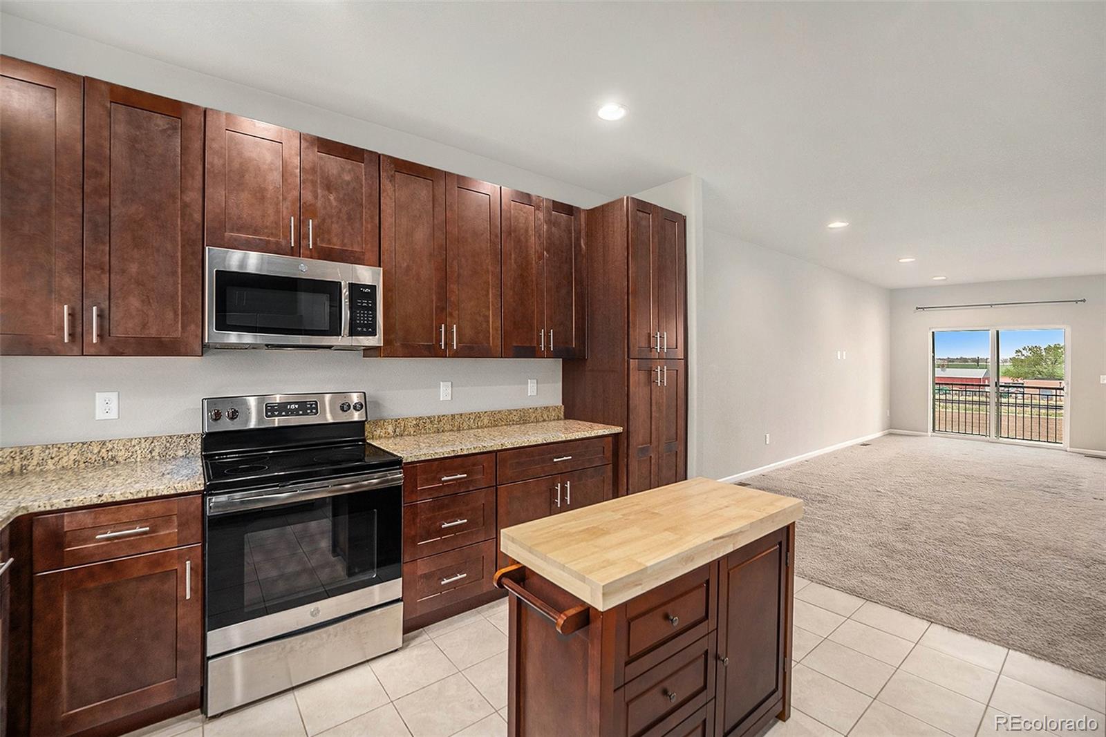 MLS Image #12 for 11250  florence street,commerce city, Colorado