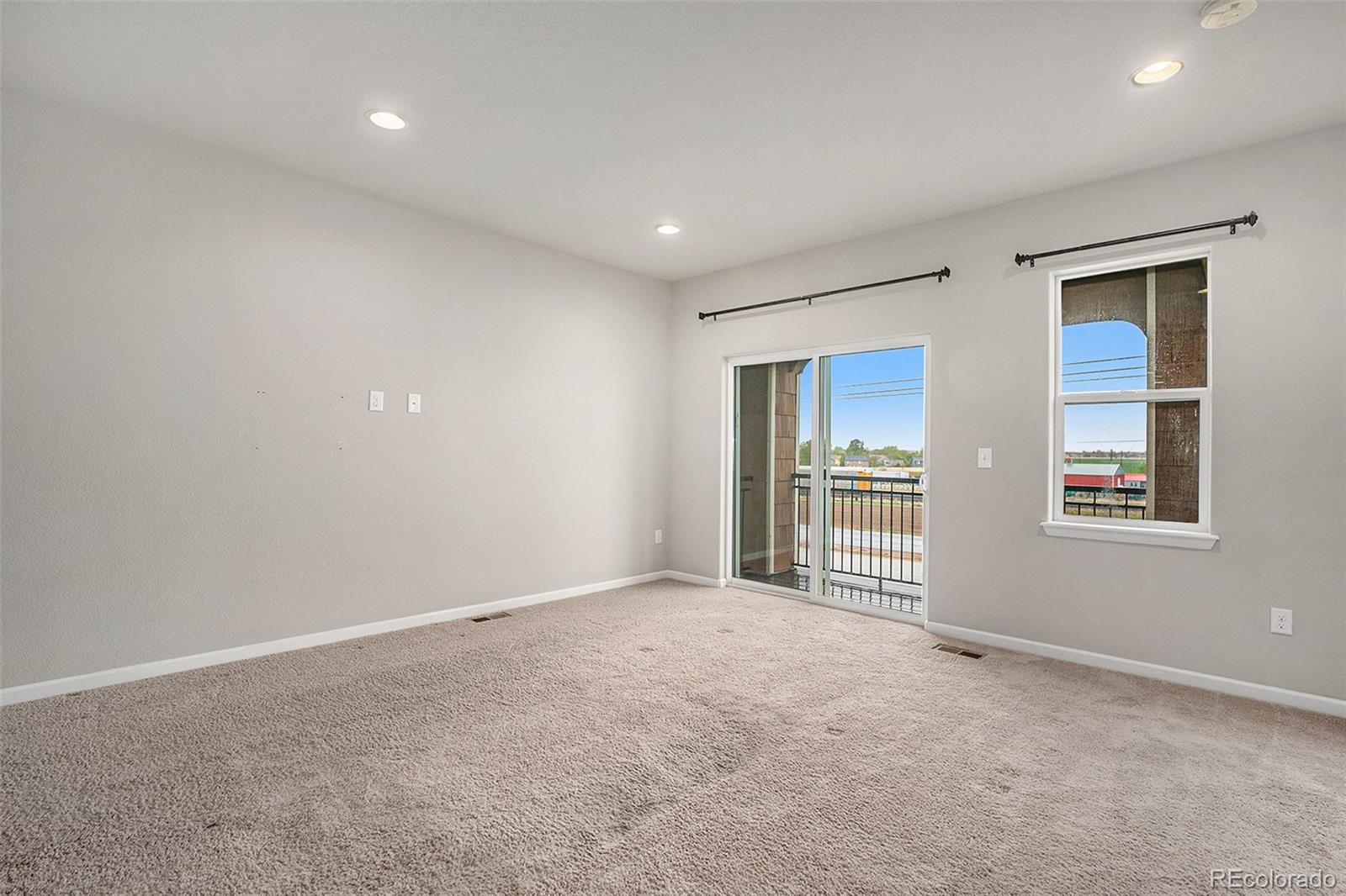 MLS Image #4 for 11250  florence street,commerce city, Colorado