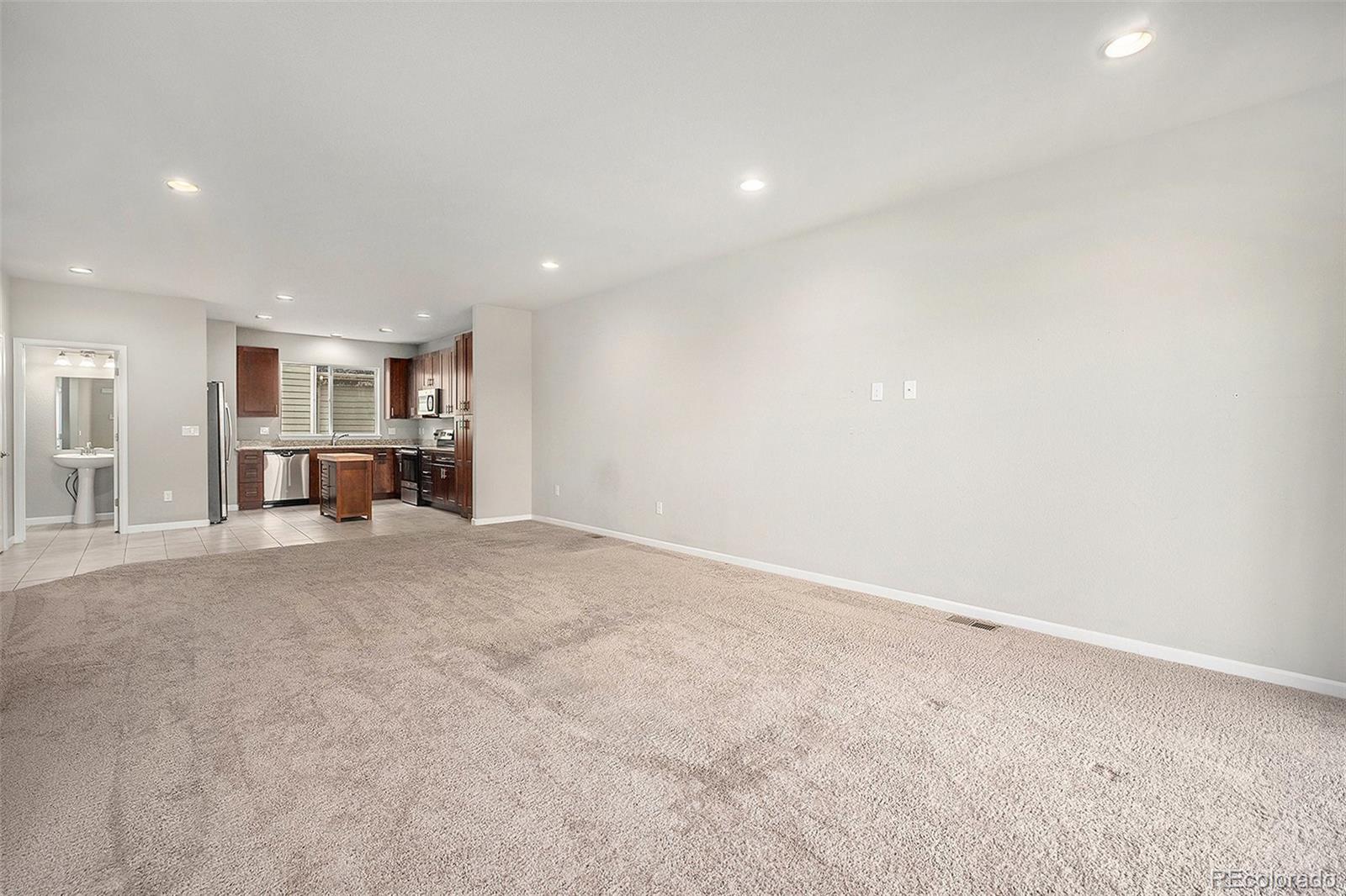 MLS Image #9 for 11250  florence street,commerce city, Colorado