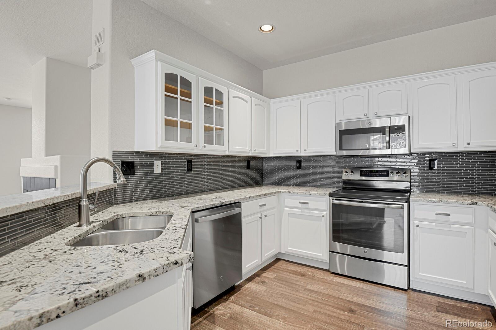 MLS Image #6 for 200  whitehaven circle,highlands ranch, Colorado