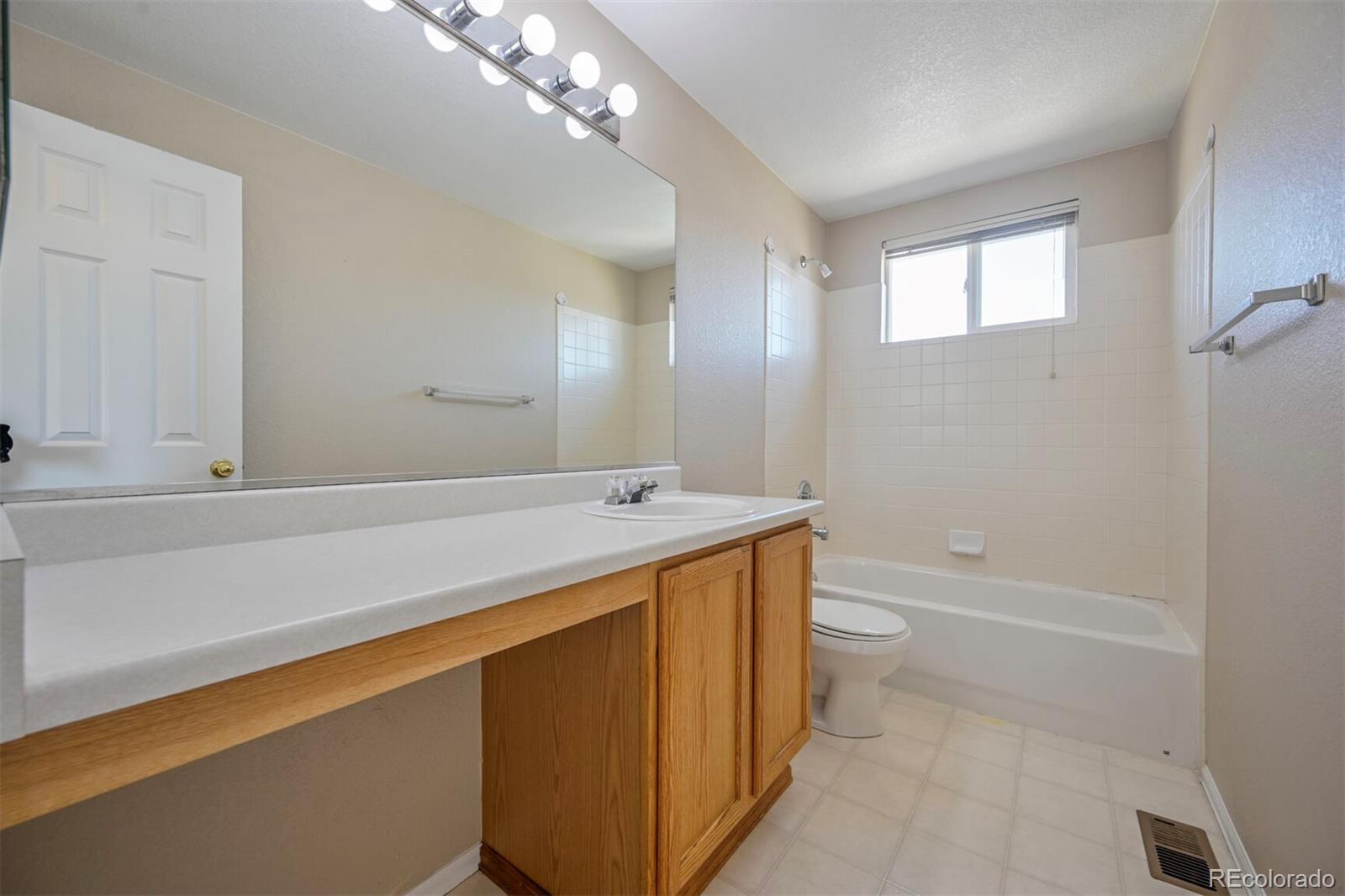 MLS Image #19 for 11305 w crestline drive,littleton, Colorado