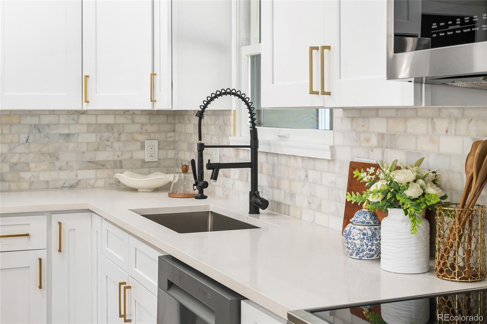 MLS Image #10 for 6369 w 69th avenue,arvada, Colorado