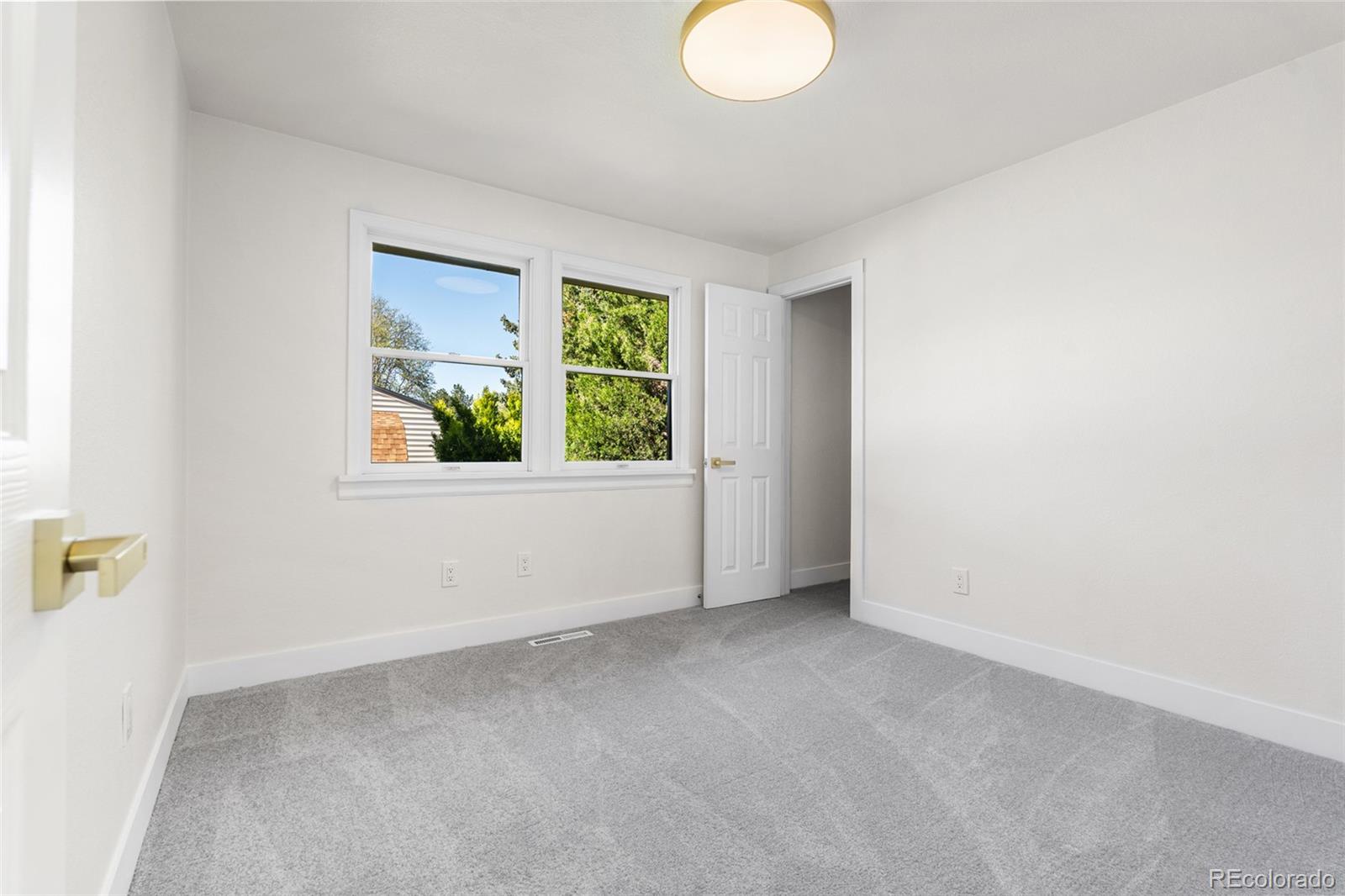 MLS Image #17 for 6369 w 69th avenue,arvada, Colorado