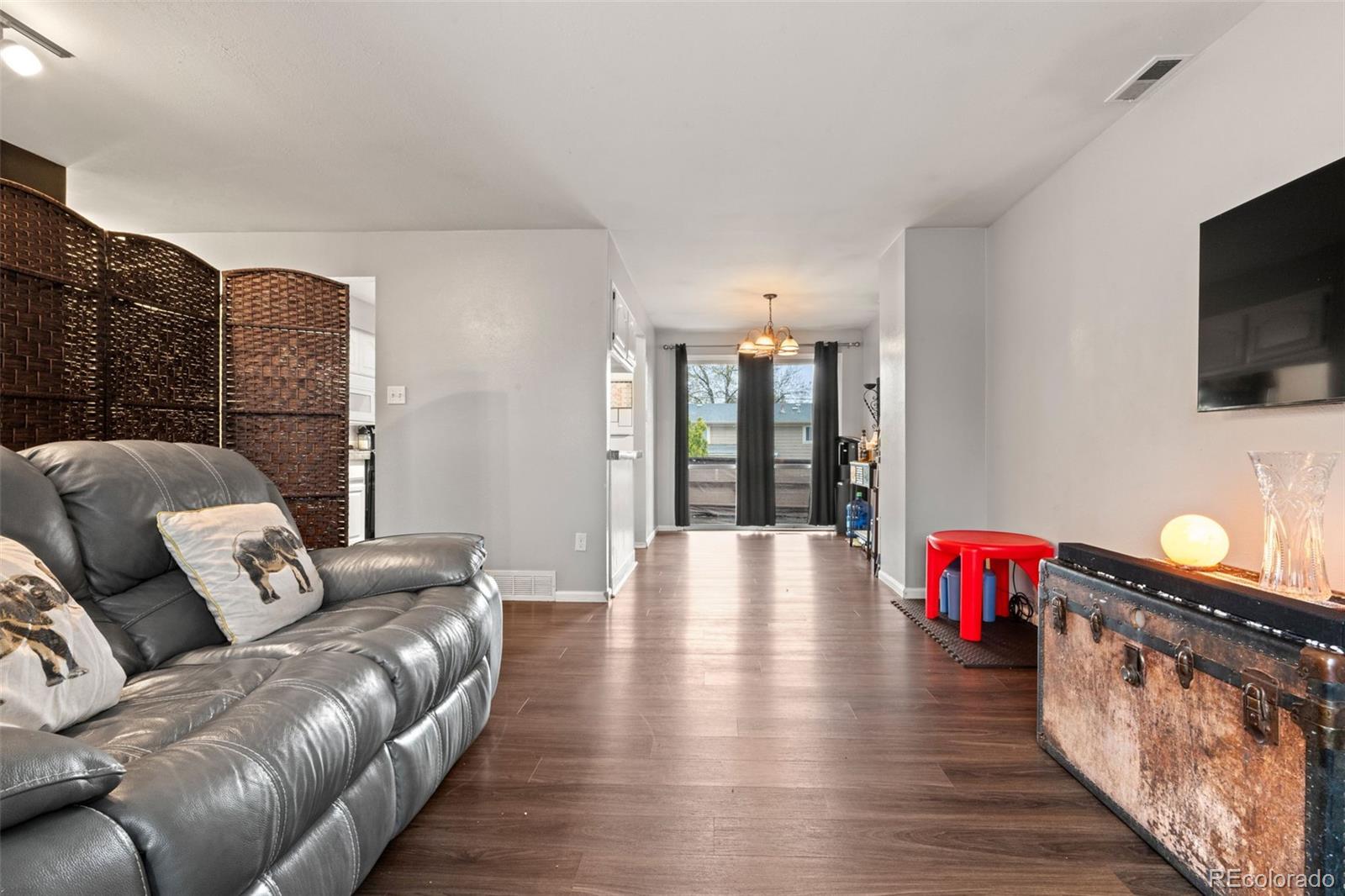 MLS Image #3 for 12603 e ohio avenue,aurora, Colorado