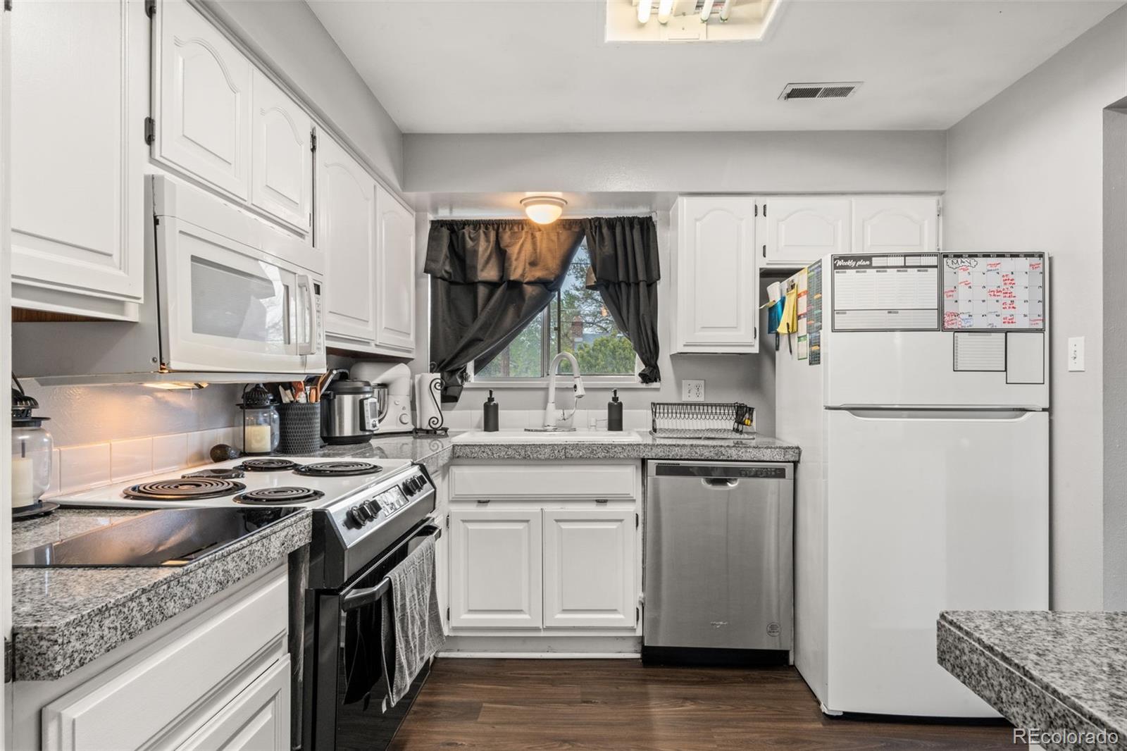 MLS Image #5 for 12603 e ohio avenue,aurora, Colorado