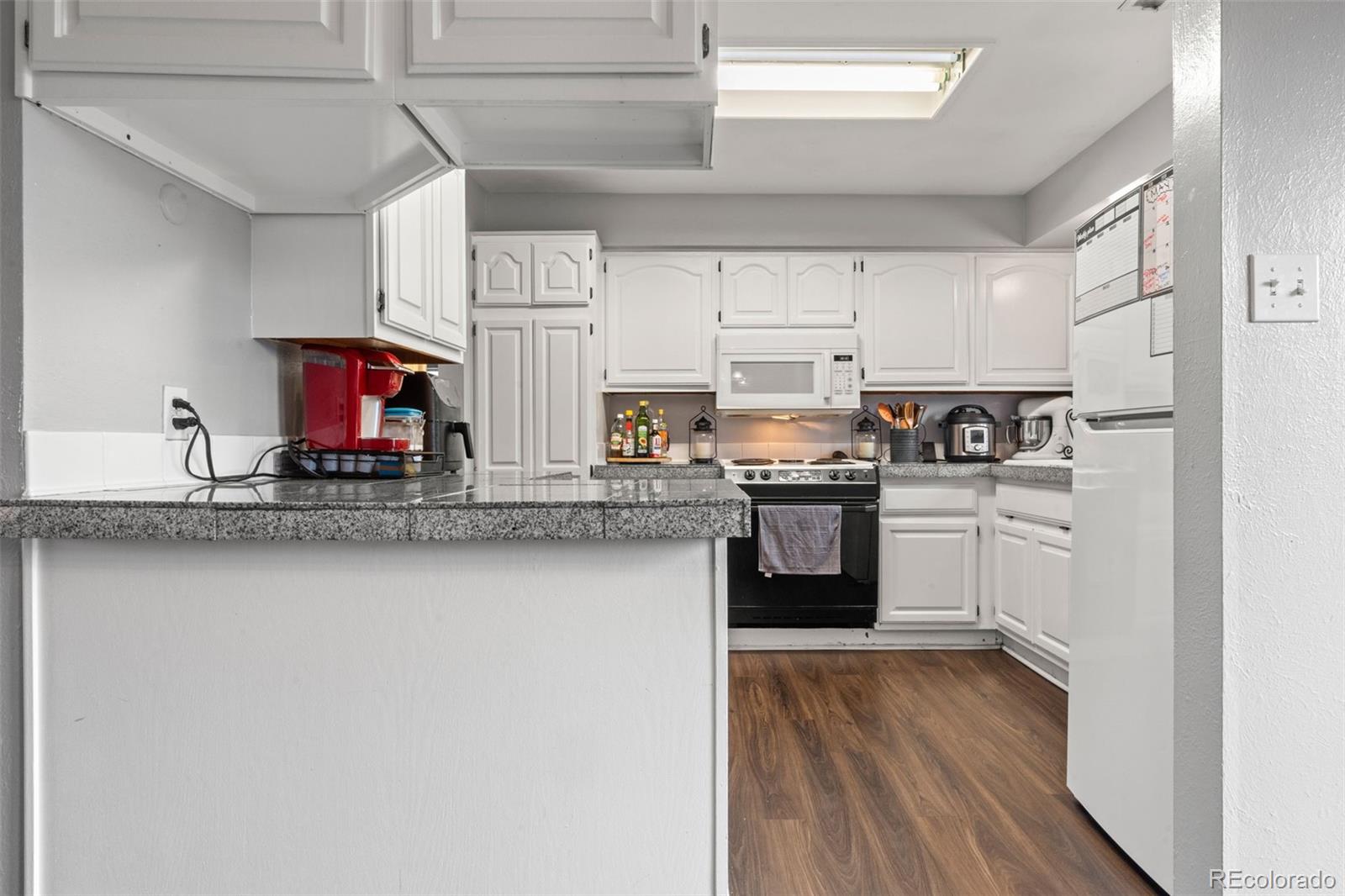 MLS Image #6 for 12603 e ohio avenue,aurora, Colorado