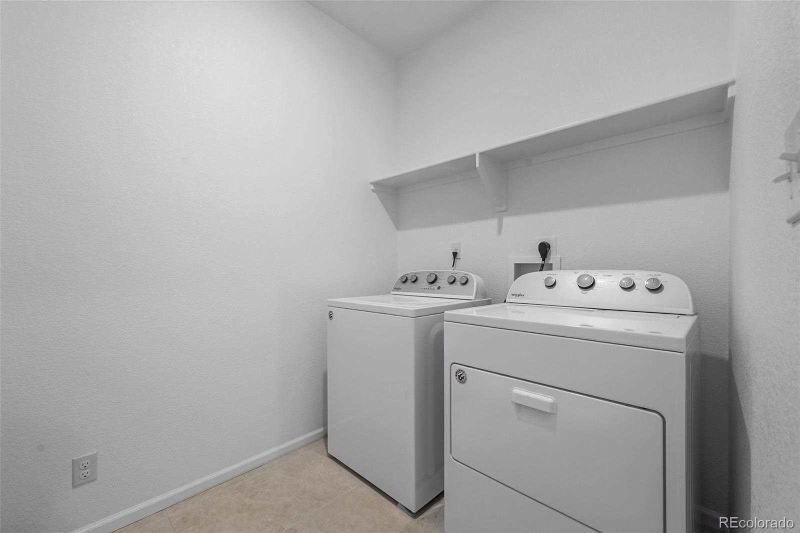 MLS Image #10 for 452 s norfolk court,aurora, Colorado