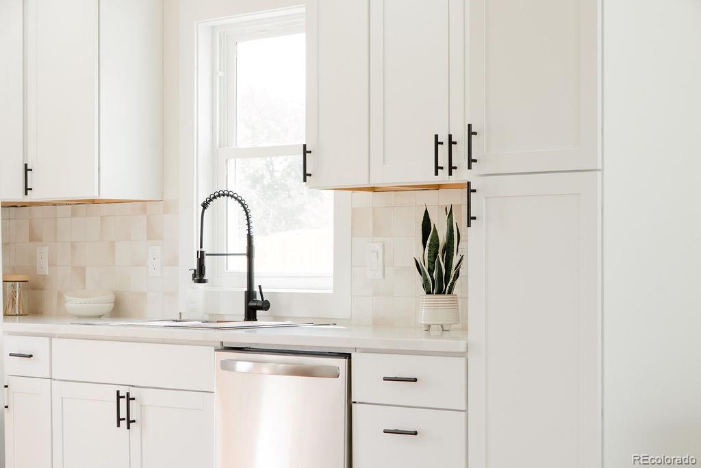 MLS Image #5 for 930 s lowell boulevard,denver, Colorado