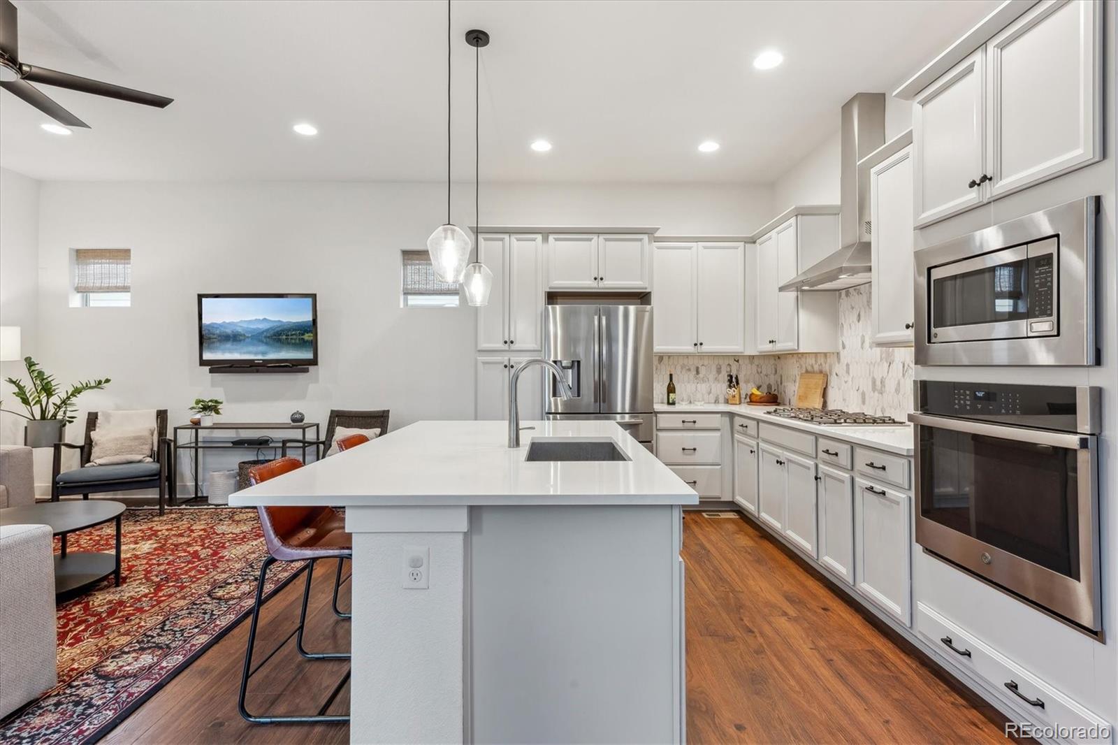 MLS Image #14 for 10360 e 57th place,denver, Colorado