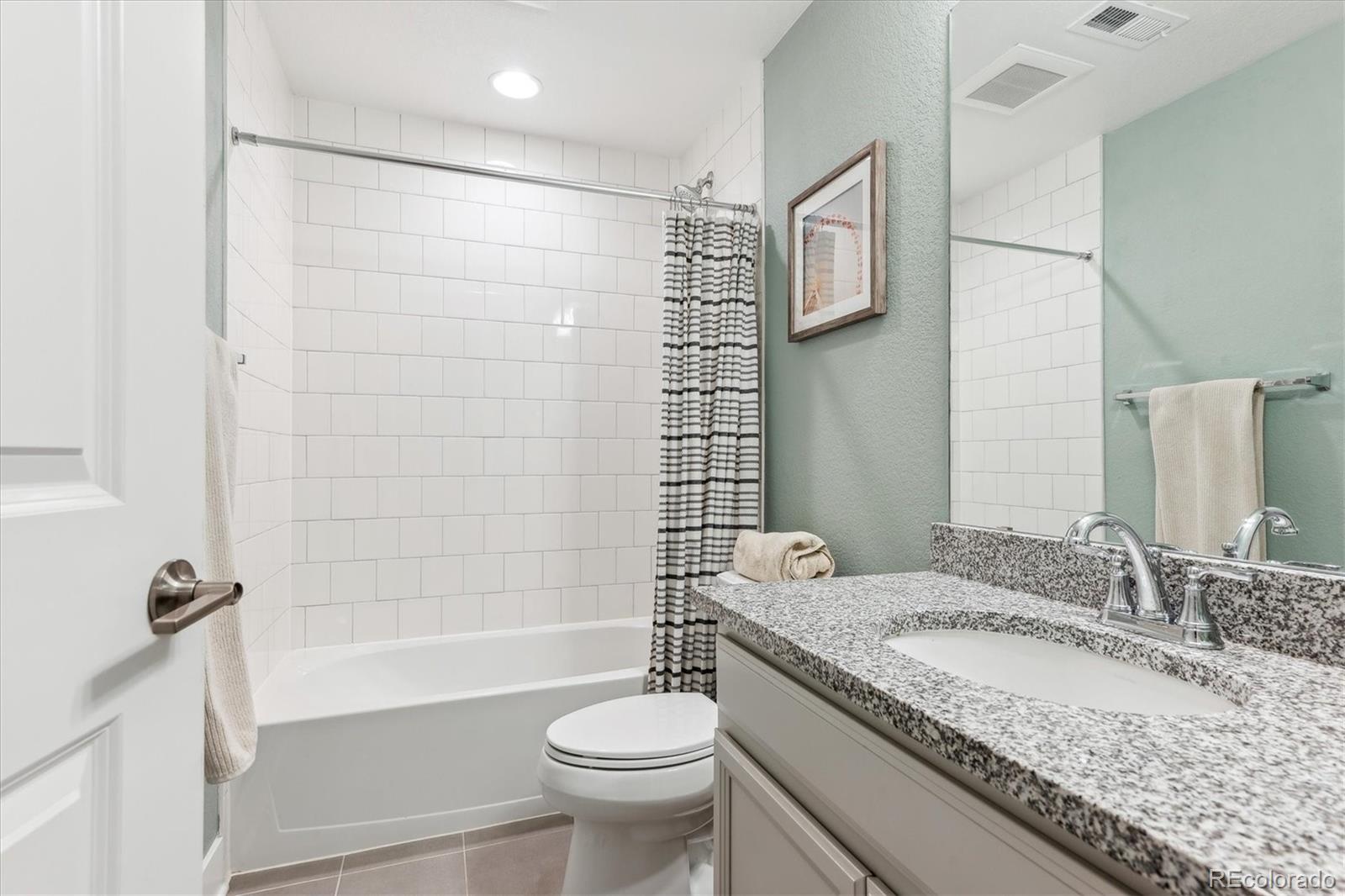 MLS Image #41 for 10360 e 57th place,denver, Colorado