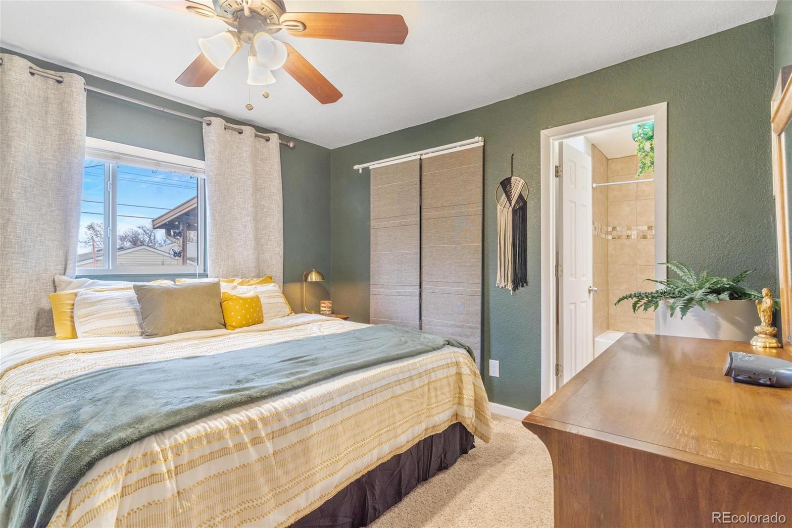 MLS Image #10 for 2756 s linley court,denver, Colorado